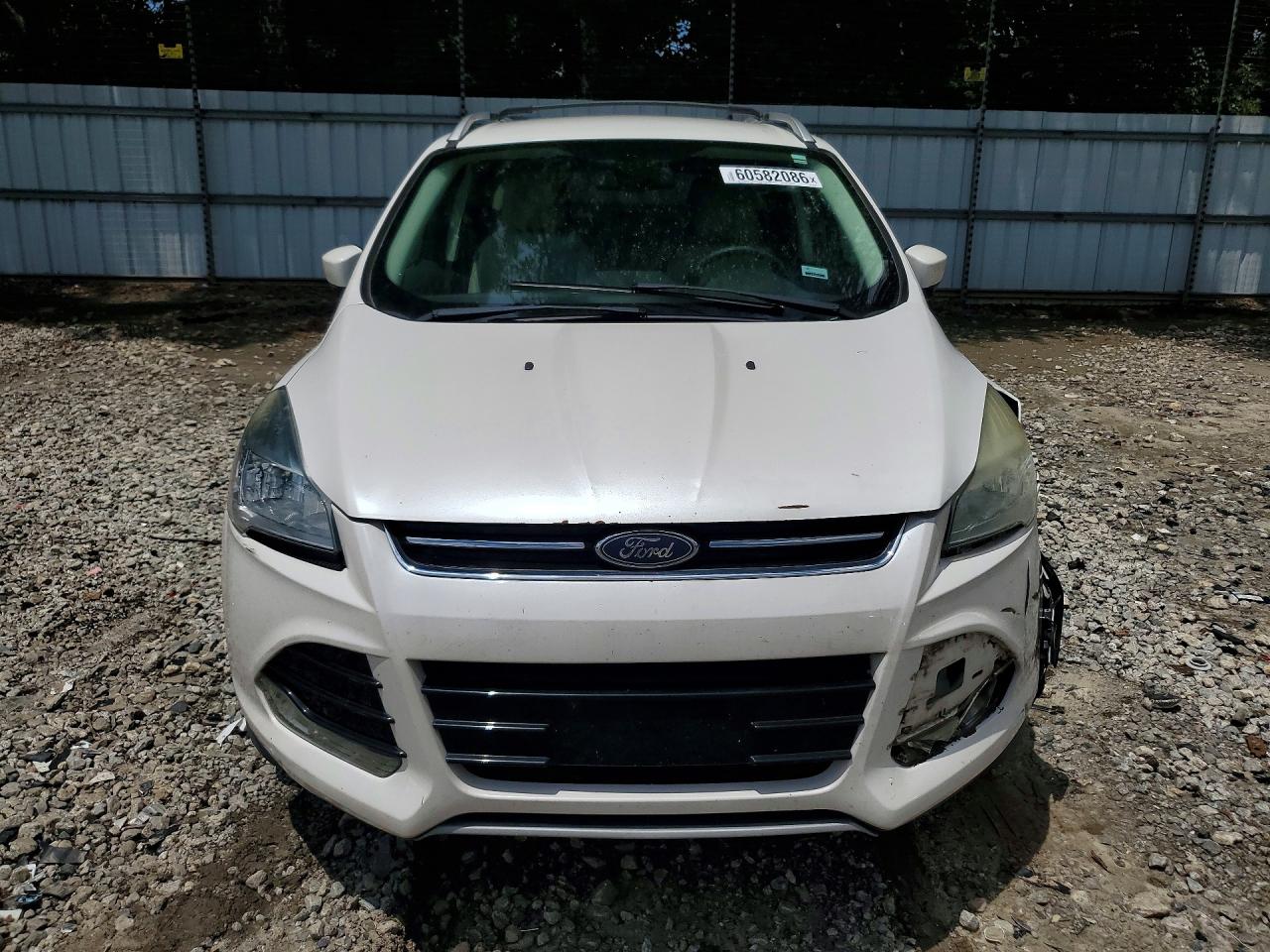 2014 Ford Escape Titanium White vin: 1FMCU0J91EUE46782