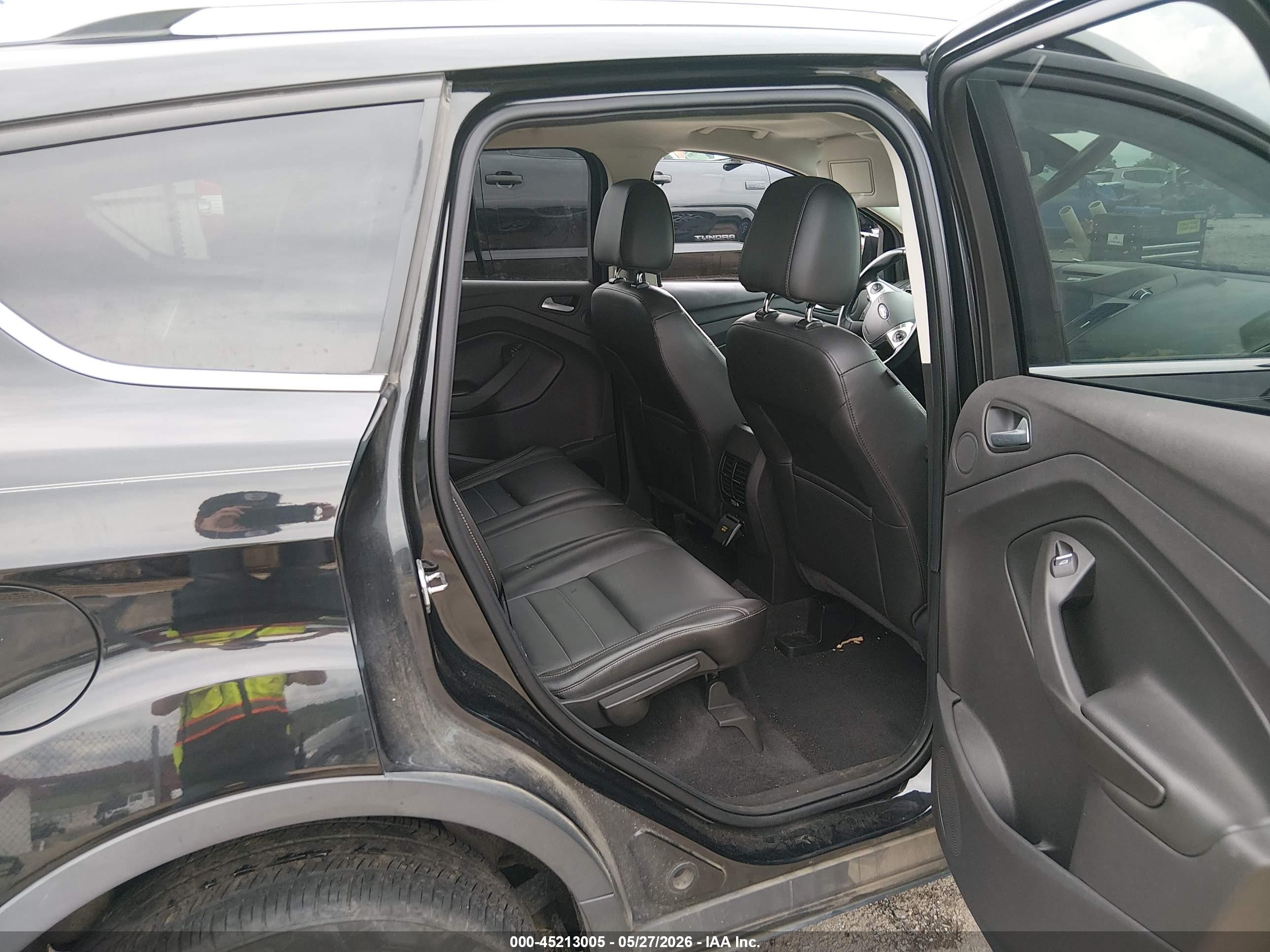 2015 Ford Escape Titanium Black vin: 1FMCU0J91FUA90240
