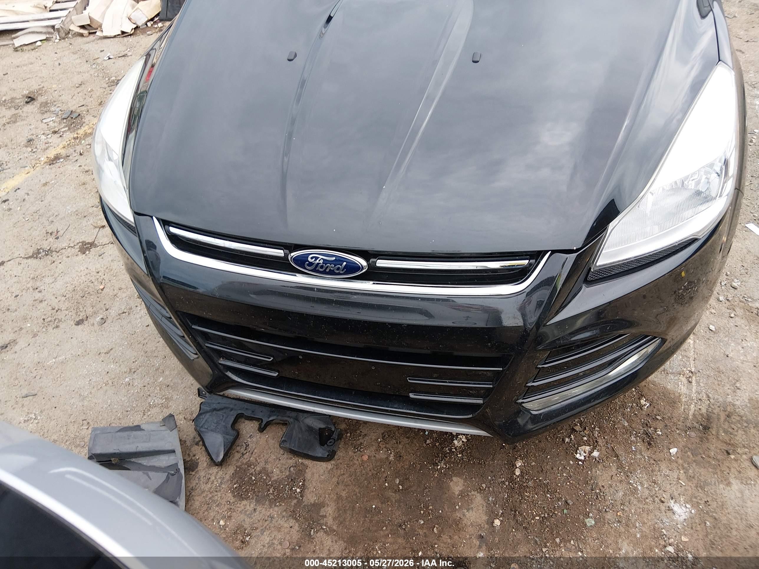 2015 Ford Escape Titanium Black vin: 1FMCU0J91FUA90240