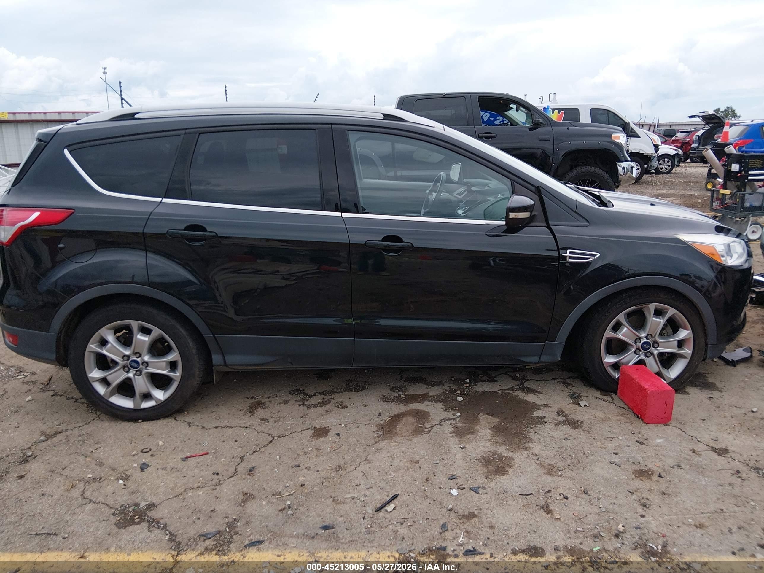 2015 Ford Escape Titanium Black vin: 1FMCU0J91FUA90240