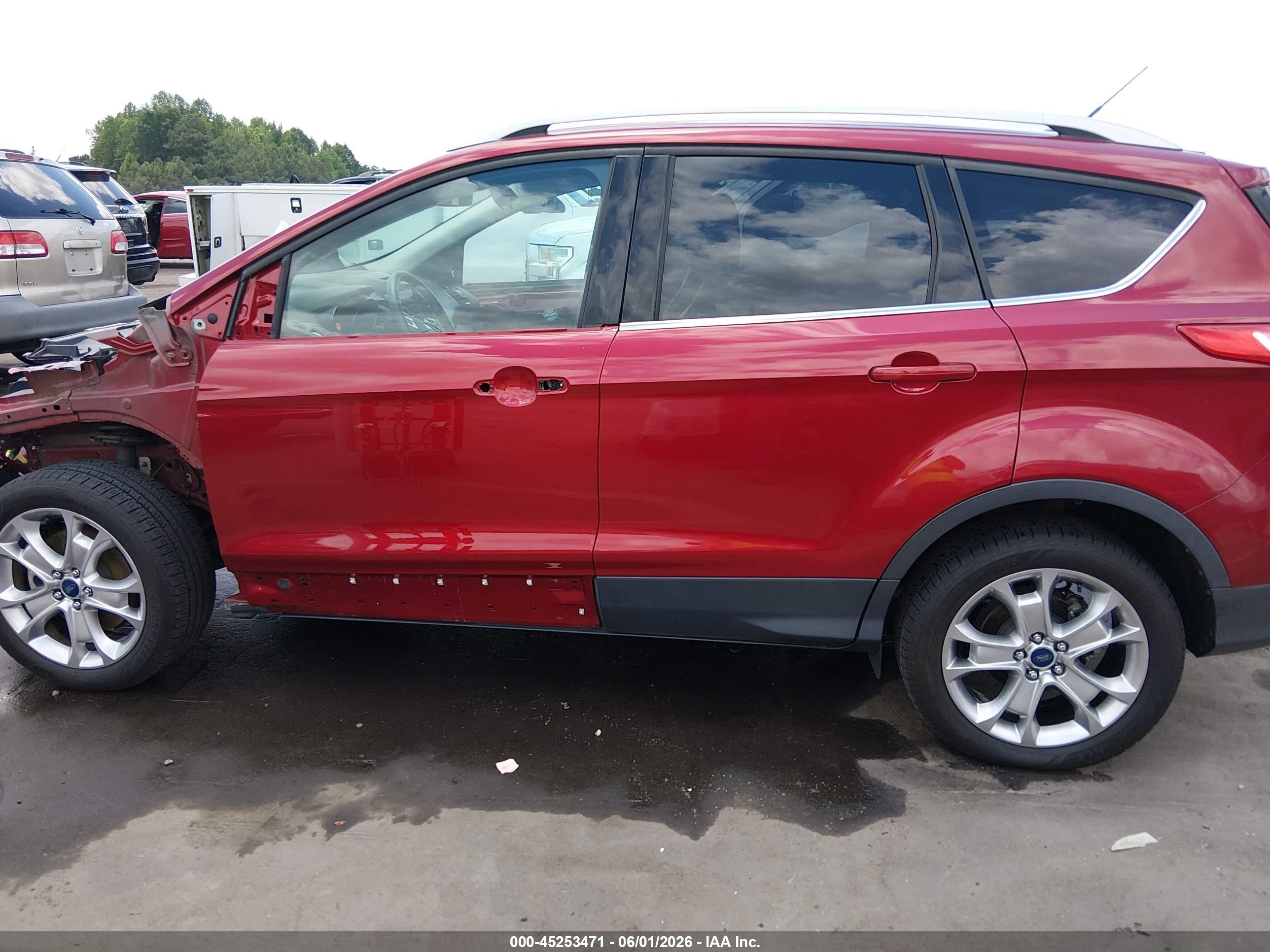 2016 Ford Escape Titanium Red vin: 1FMCU0J91GUA15068