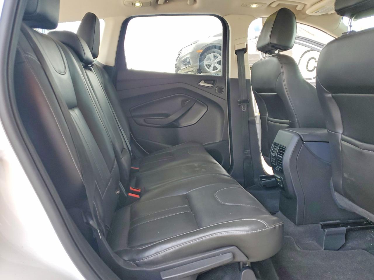 2013 Ford Escape Titanium White vin: 1FMCU0J92DUB15465