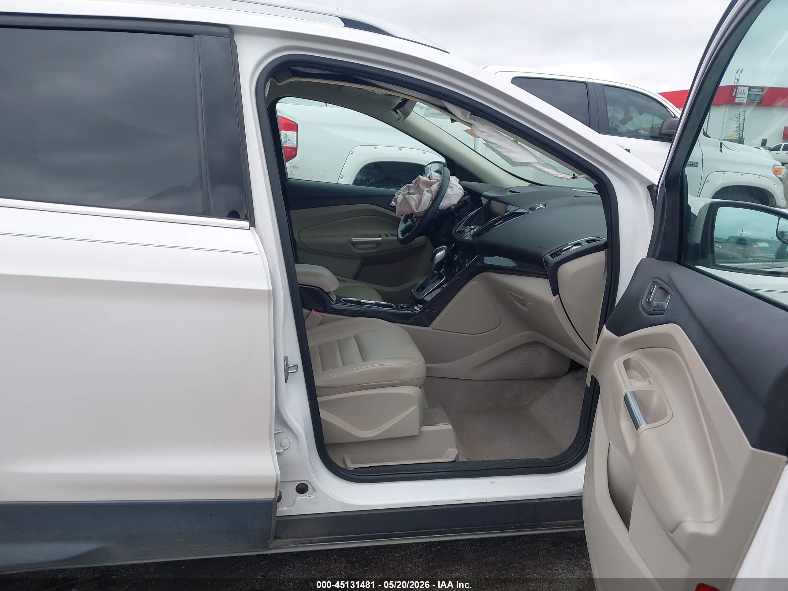 2014 Ford Escape Titanium White vin: 1FMCU0J92EUA89631