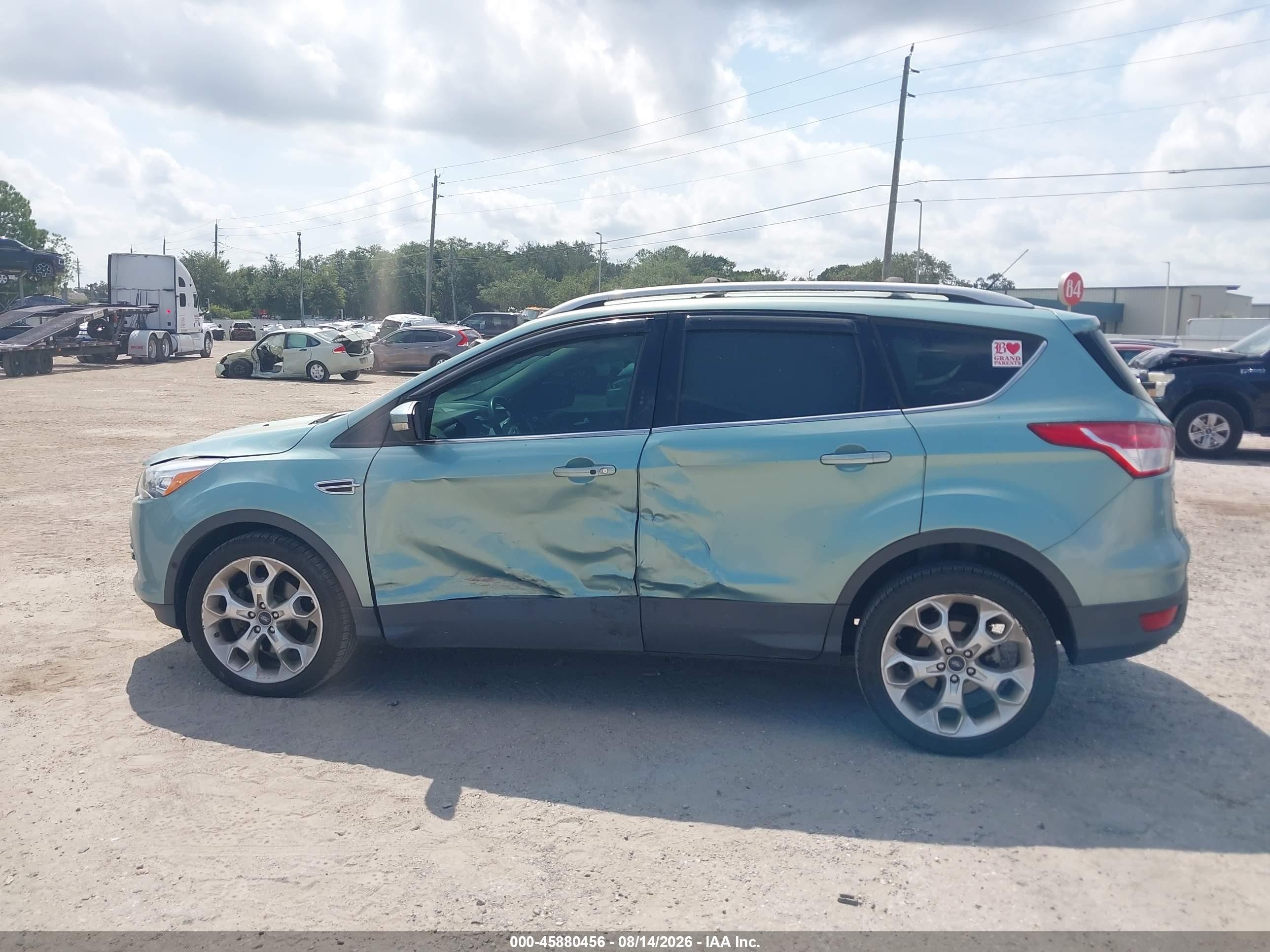 2013 Ford Escape Titanium Green vin: 1FMCU0J93DUC09144