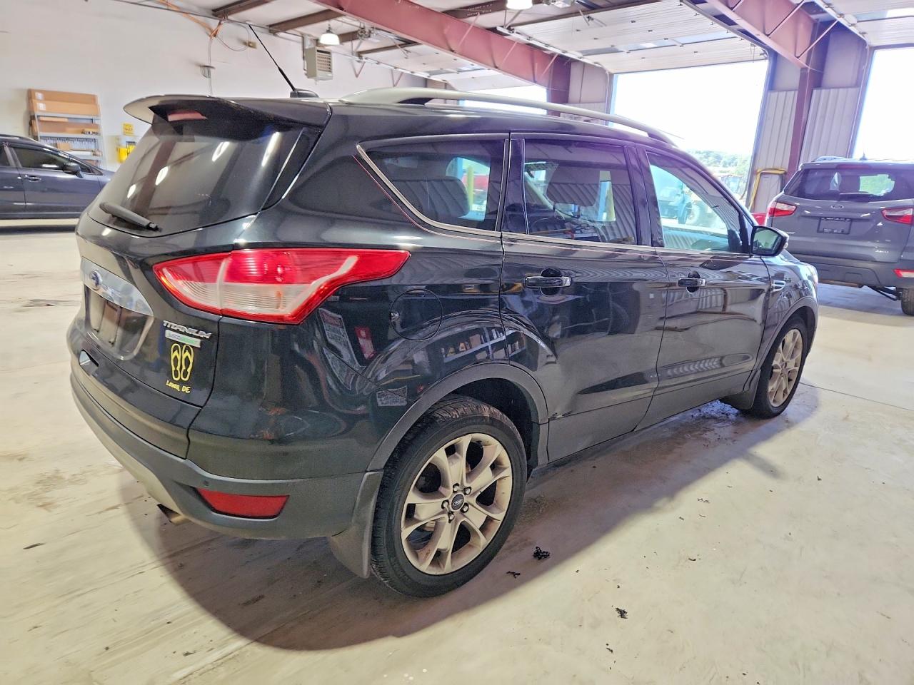 2014 Ford Escape Titanium Черный vin: 1FMCU0J93EUB38013