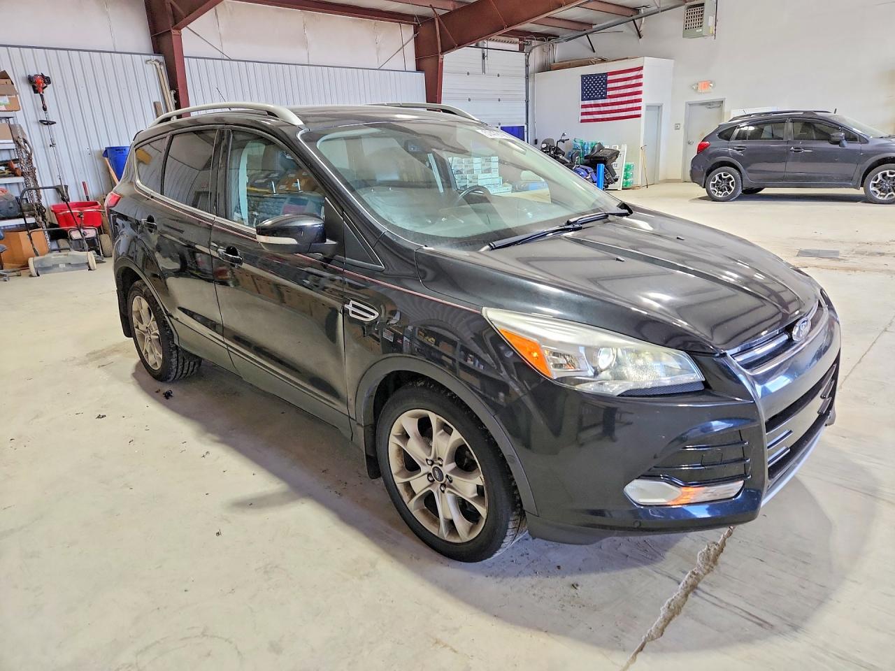 2014 Ford Escape Titanium Черный vin: 1FMCU0J93EUB38013