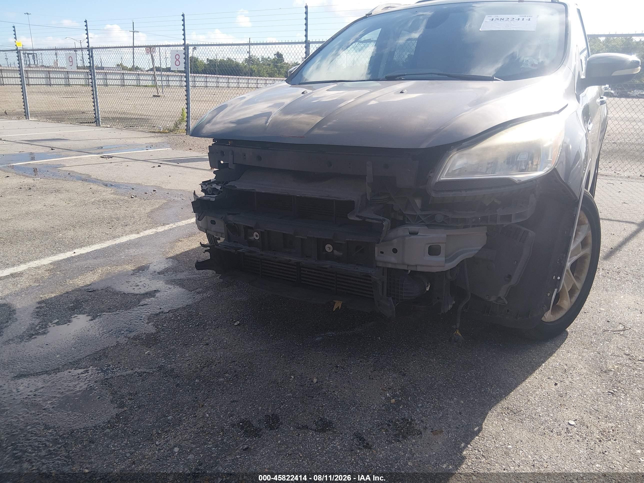 2014 Ford Escape Titanium Gray vin: 1FMCU0J93EUB39386
