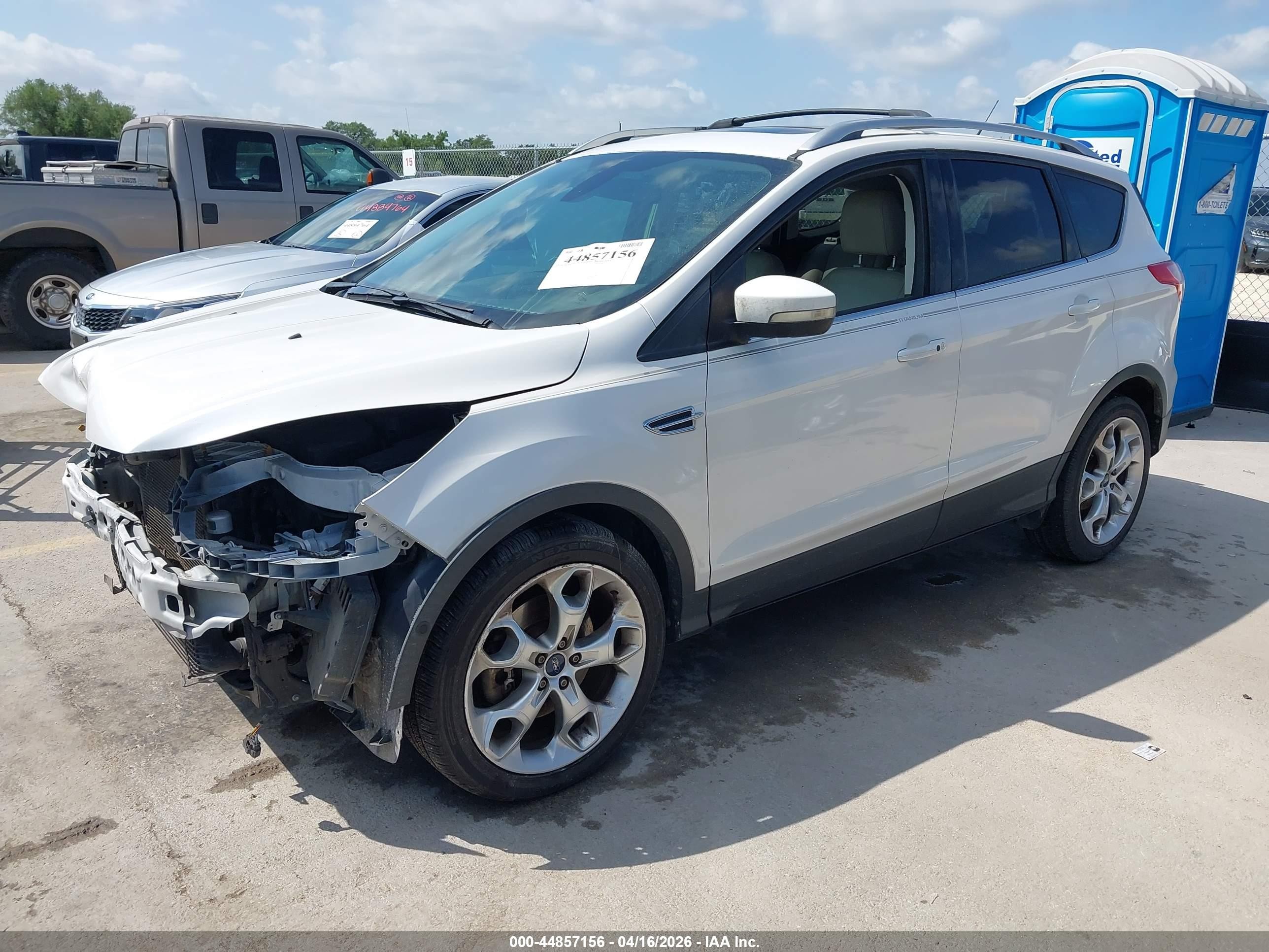 2014 Ford Escape Titanium White vin: 1FMCU0J93EUC20632