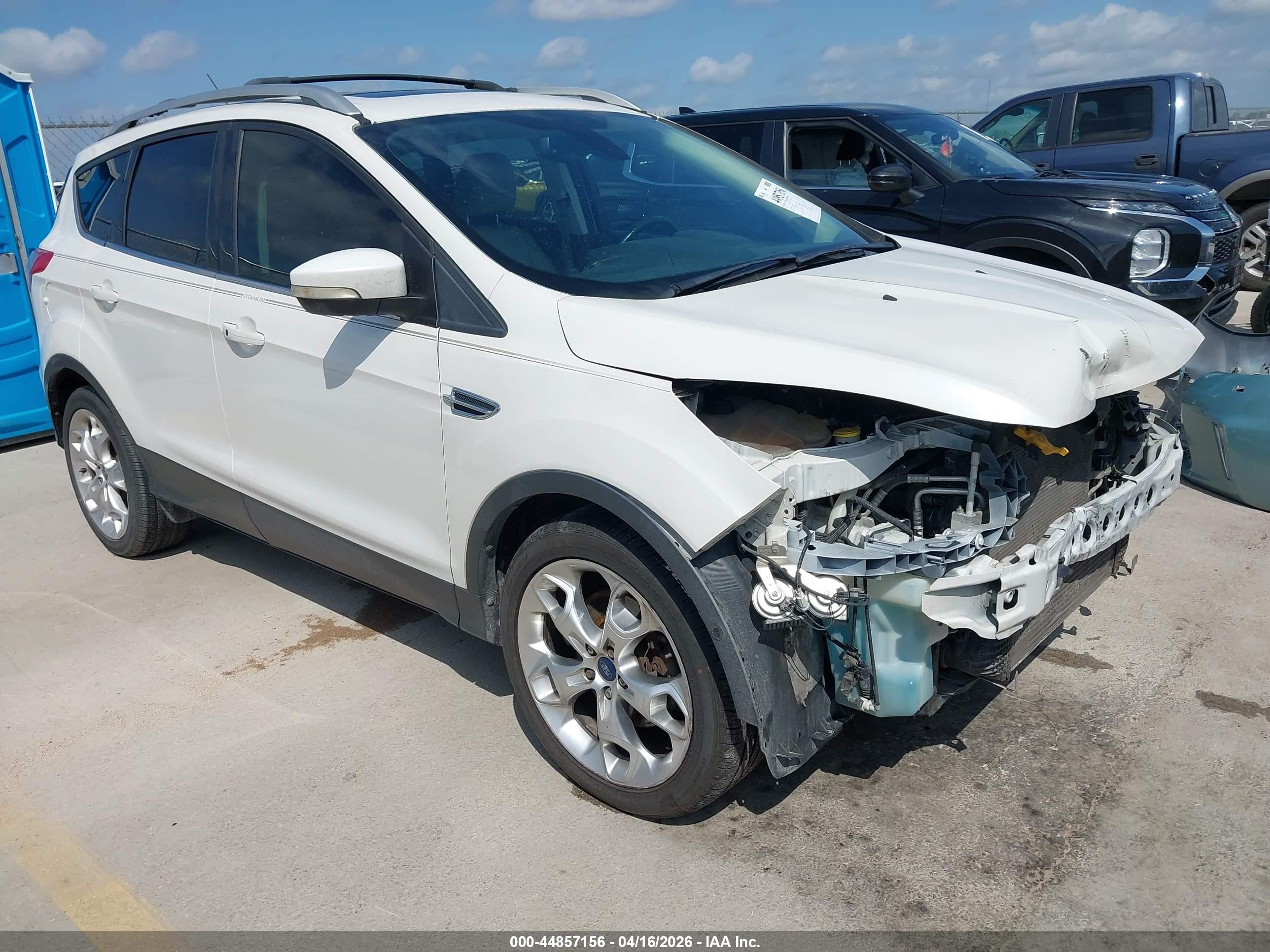 2014 Ford Escape Titanium White vin: 1FMCU0J93EUC20632