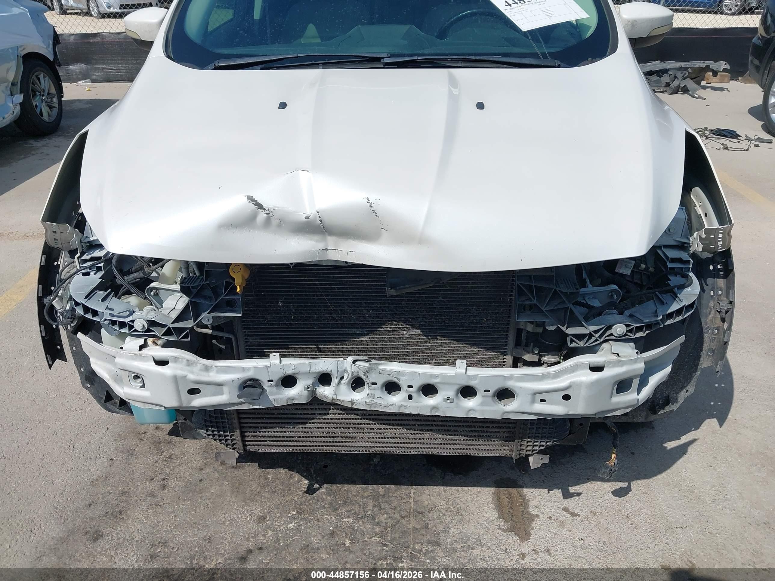 2014 Ford Escape Titanium White vin: 1FMCU0J93EUC20632