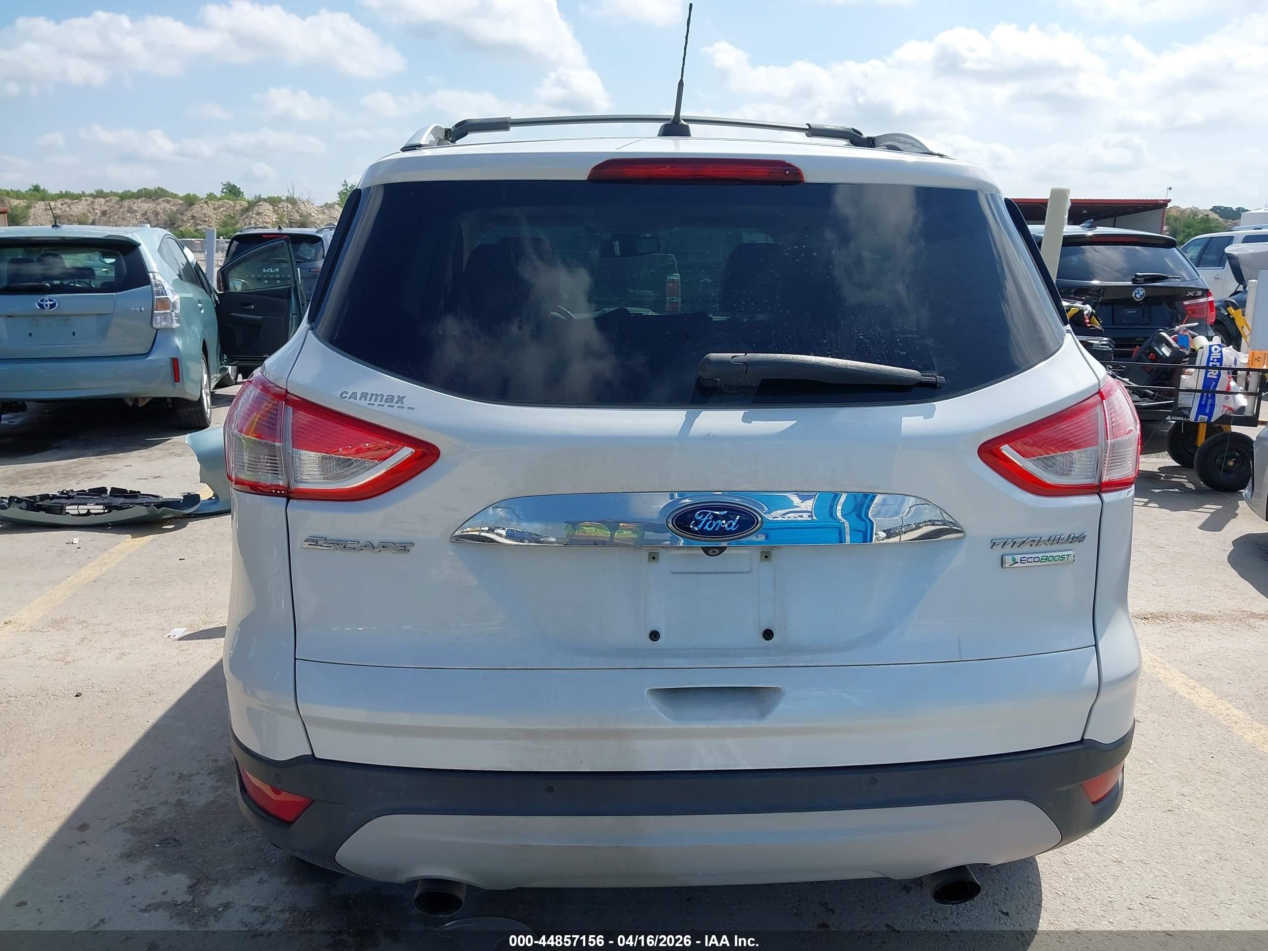 2014 Ford Escape Titanium White vin: 1FMCU0J93EUC20632