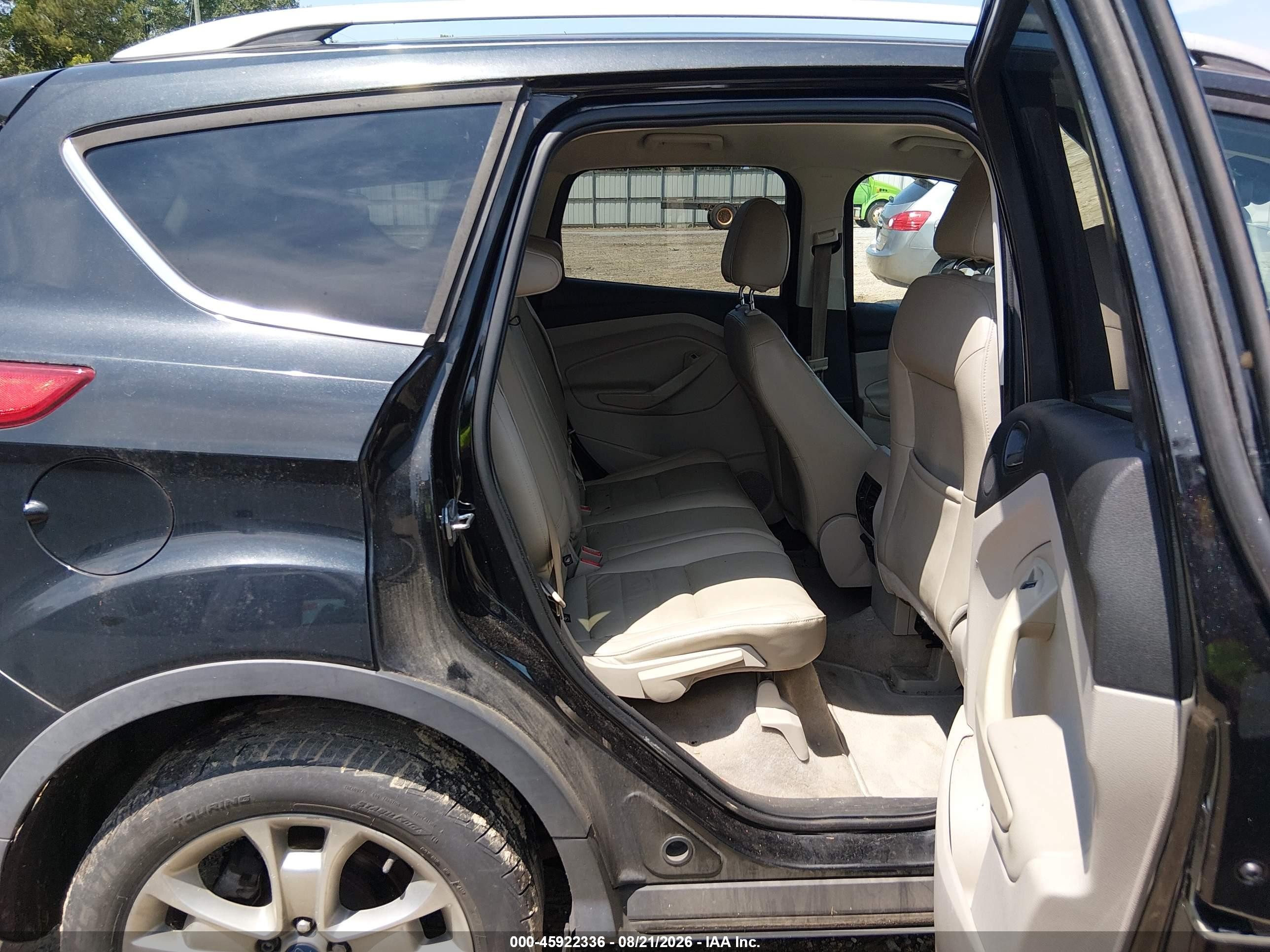 2015 Ford Escape Titanium Черный vin: 1FMCU0J93FUA68661