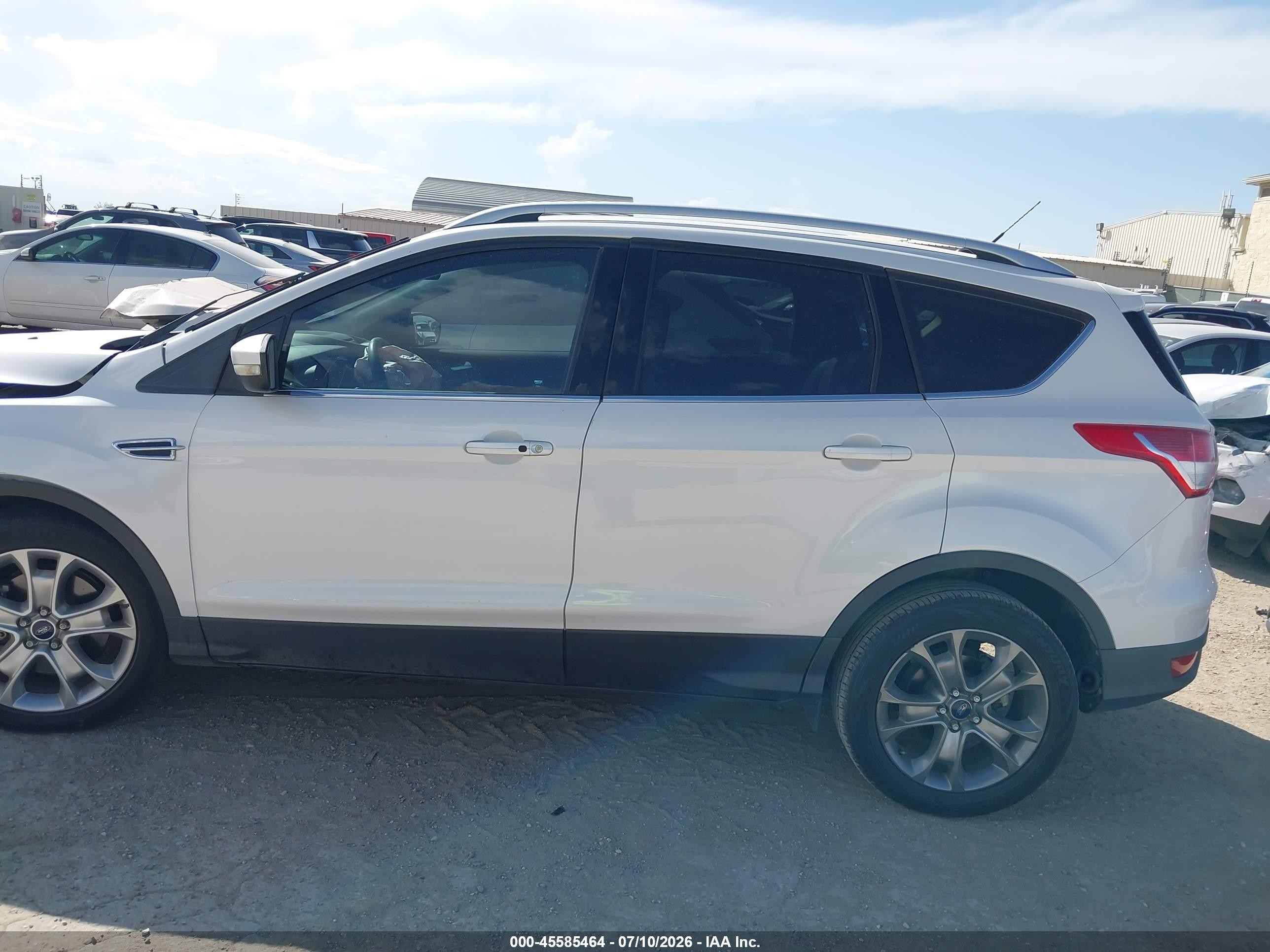2015 Ford Escape Titanium White vin: 1FMCU0J93FUB93448