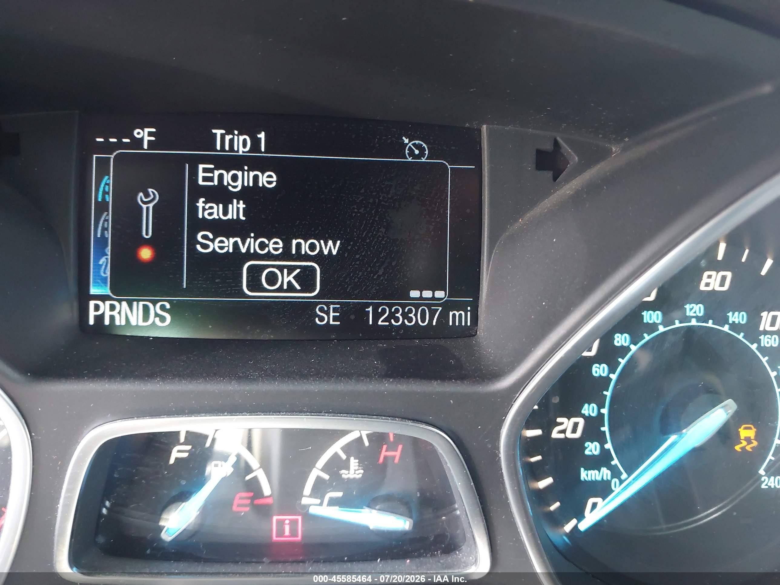 2015 Ford Escape Titanium White vin: 1FMCU0J93FUB93448