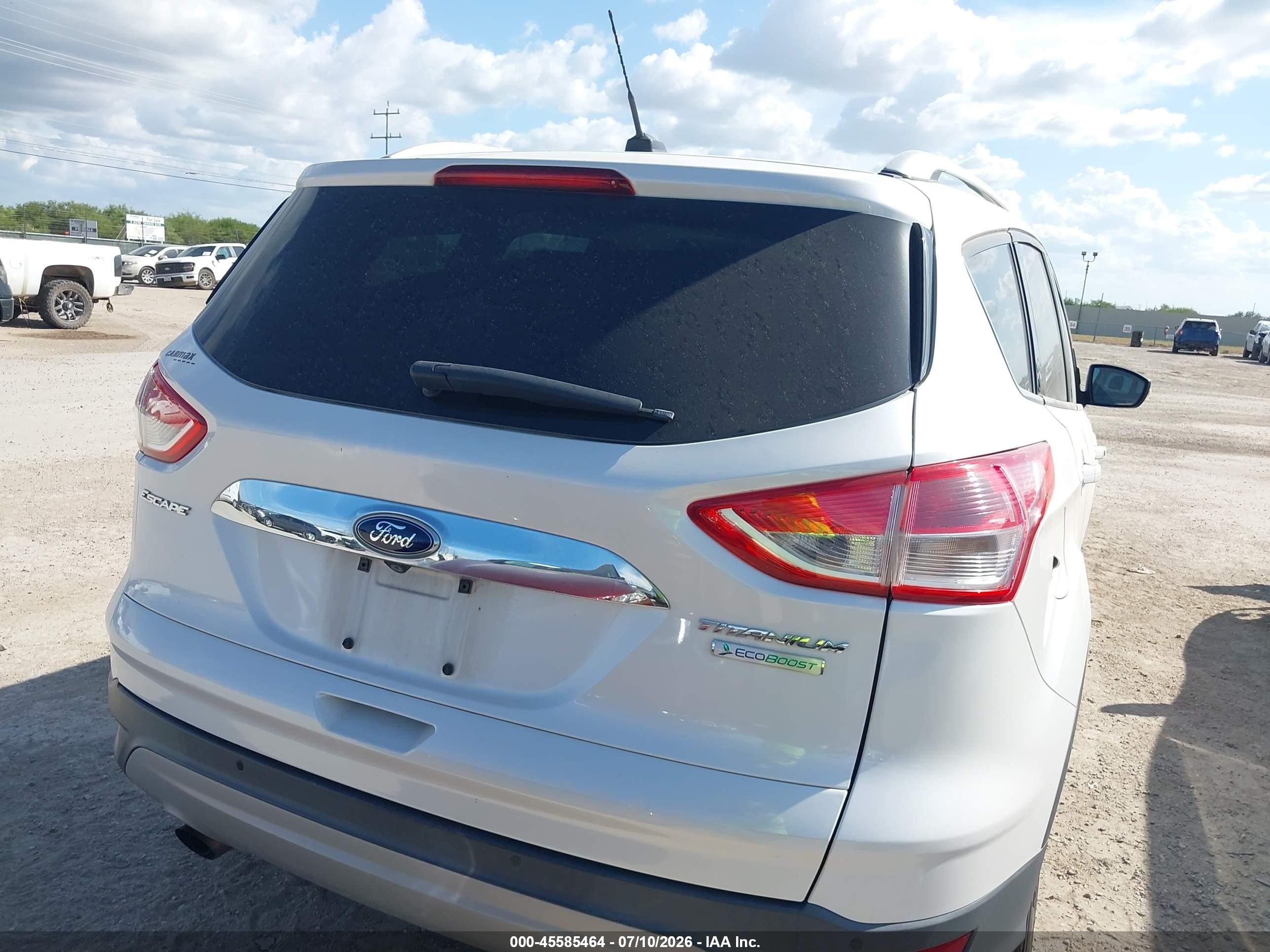 2015 Ford Escape Titanium White vin: 1FMCU0J93FUB93448