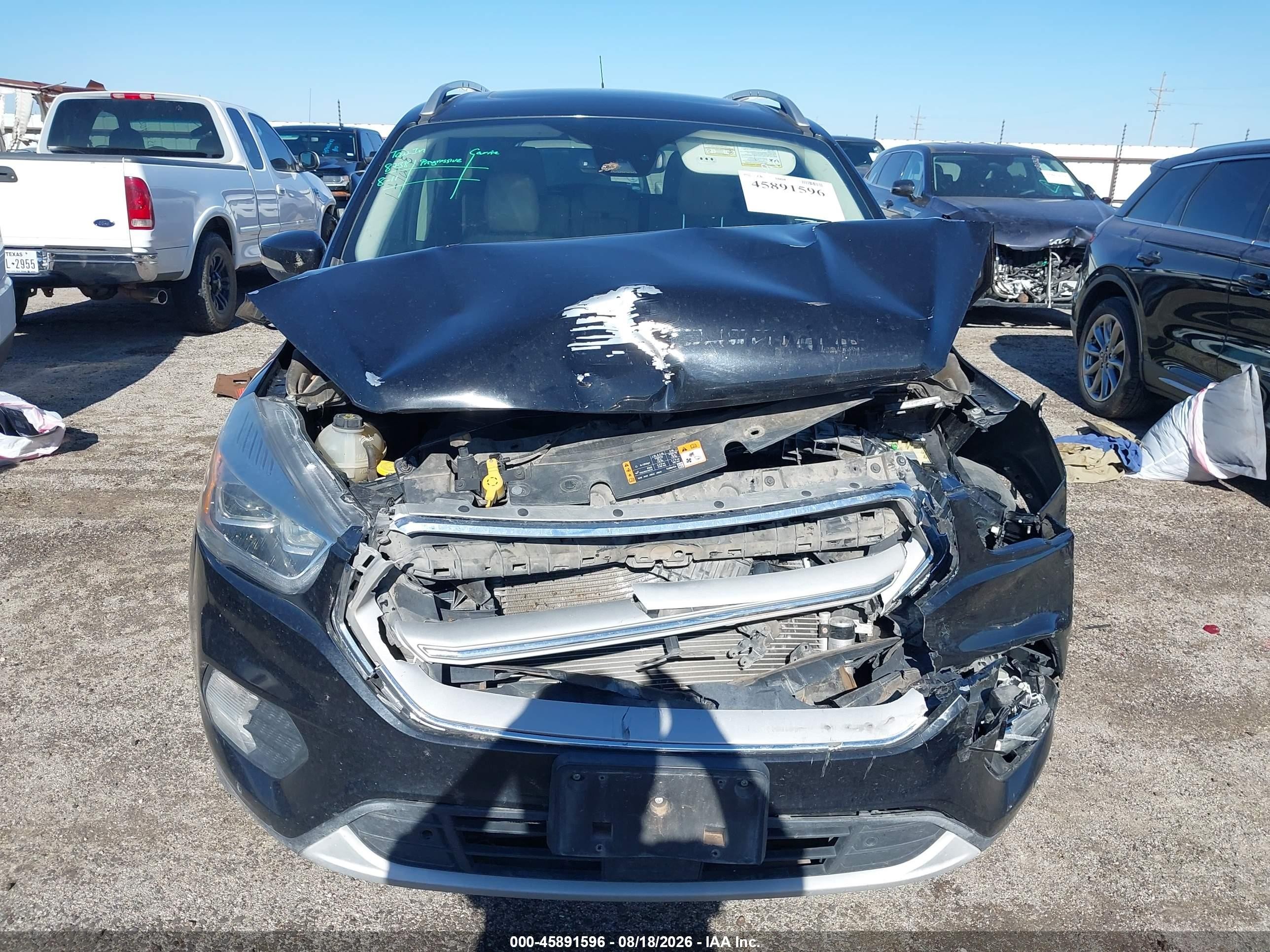 2019 Ford Escape Titanium Black vin: 1FMCU0J93KUC29407