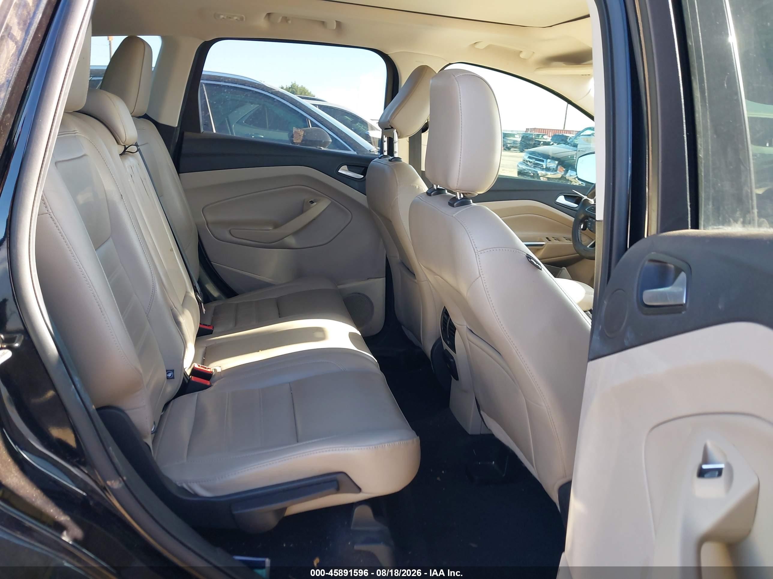 2019 Ford Escape Titanium Black vin: 1FMCU0J93KUC29407