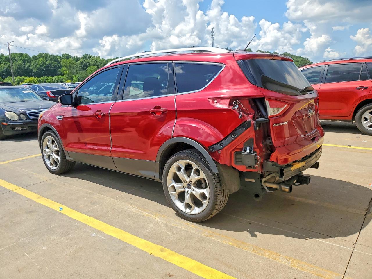 2013 Ford Escape Titanium Red vin: 1FMCU0J94DUA84980