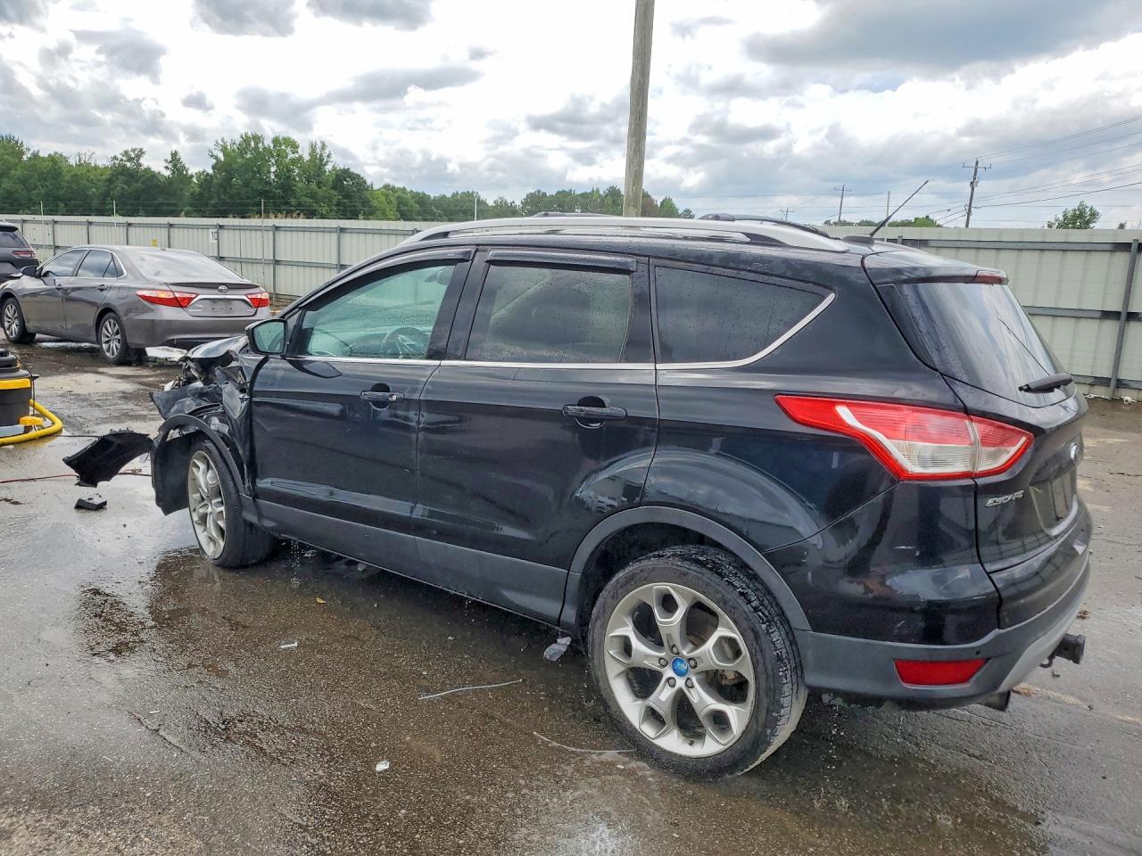 2013 Ford Escape Titanium Черный vin: 1FMCU0J94DUB15046
