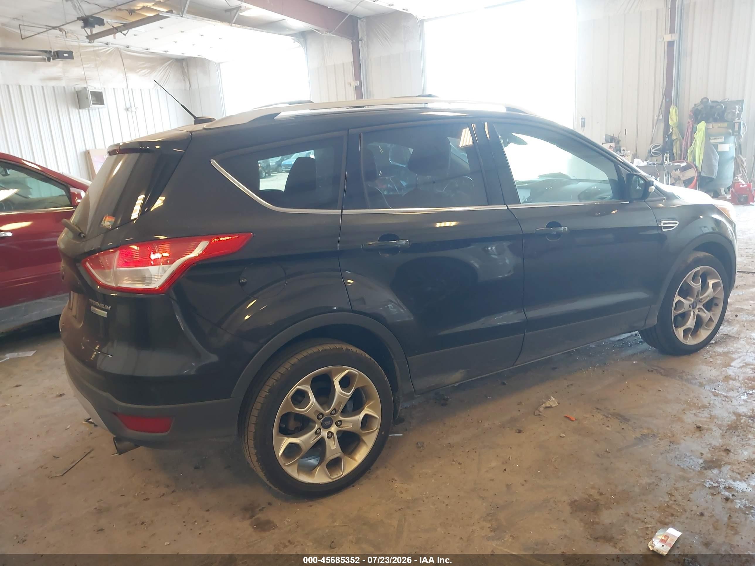 2013 Ford Escape Titanium Black vin: 1FMCU0J94DUB45549