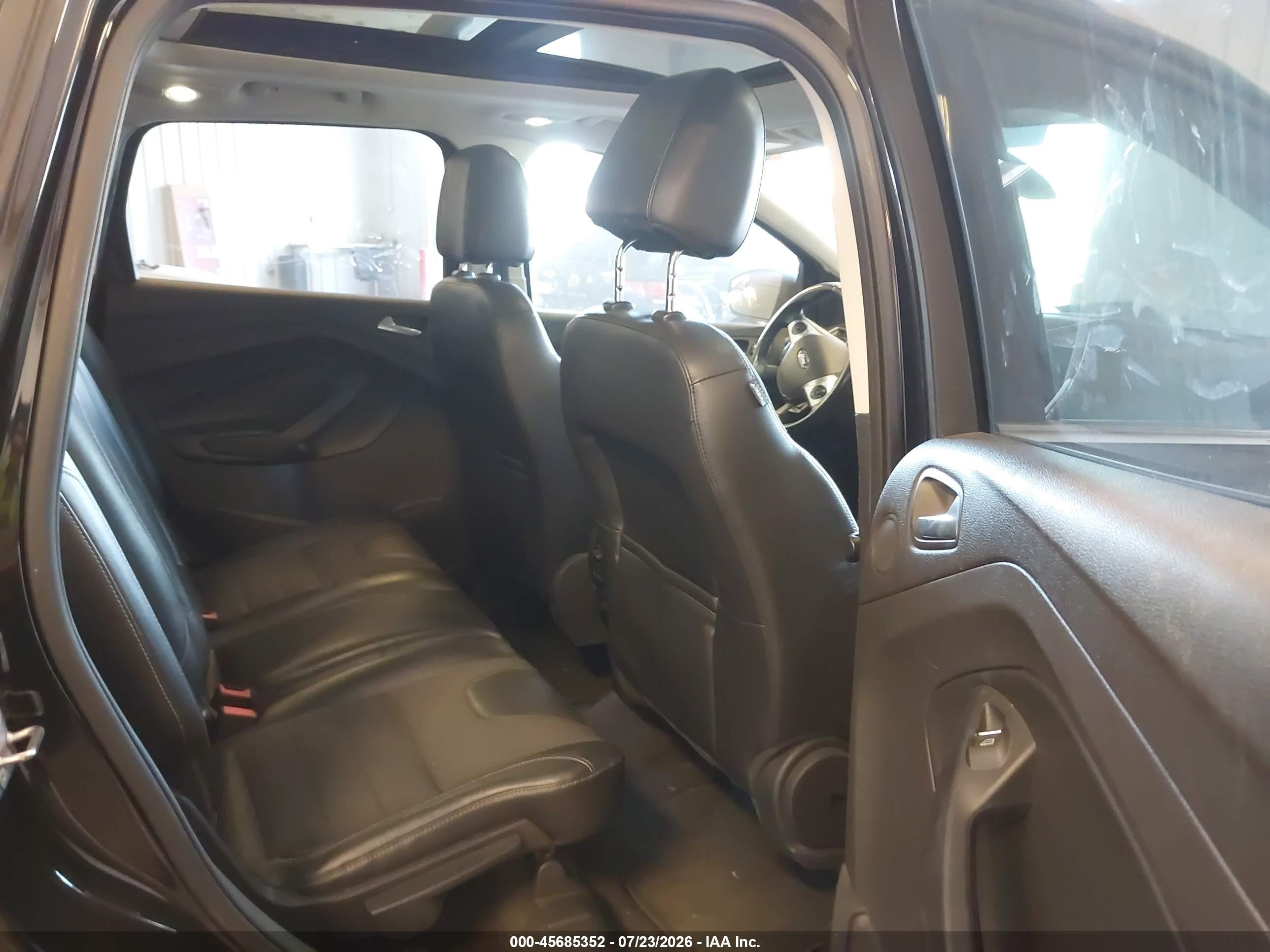 2013 Ford Escape Titanium Black vin: 1FMCU0J94DUB45549