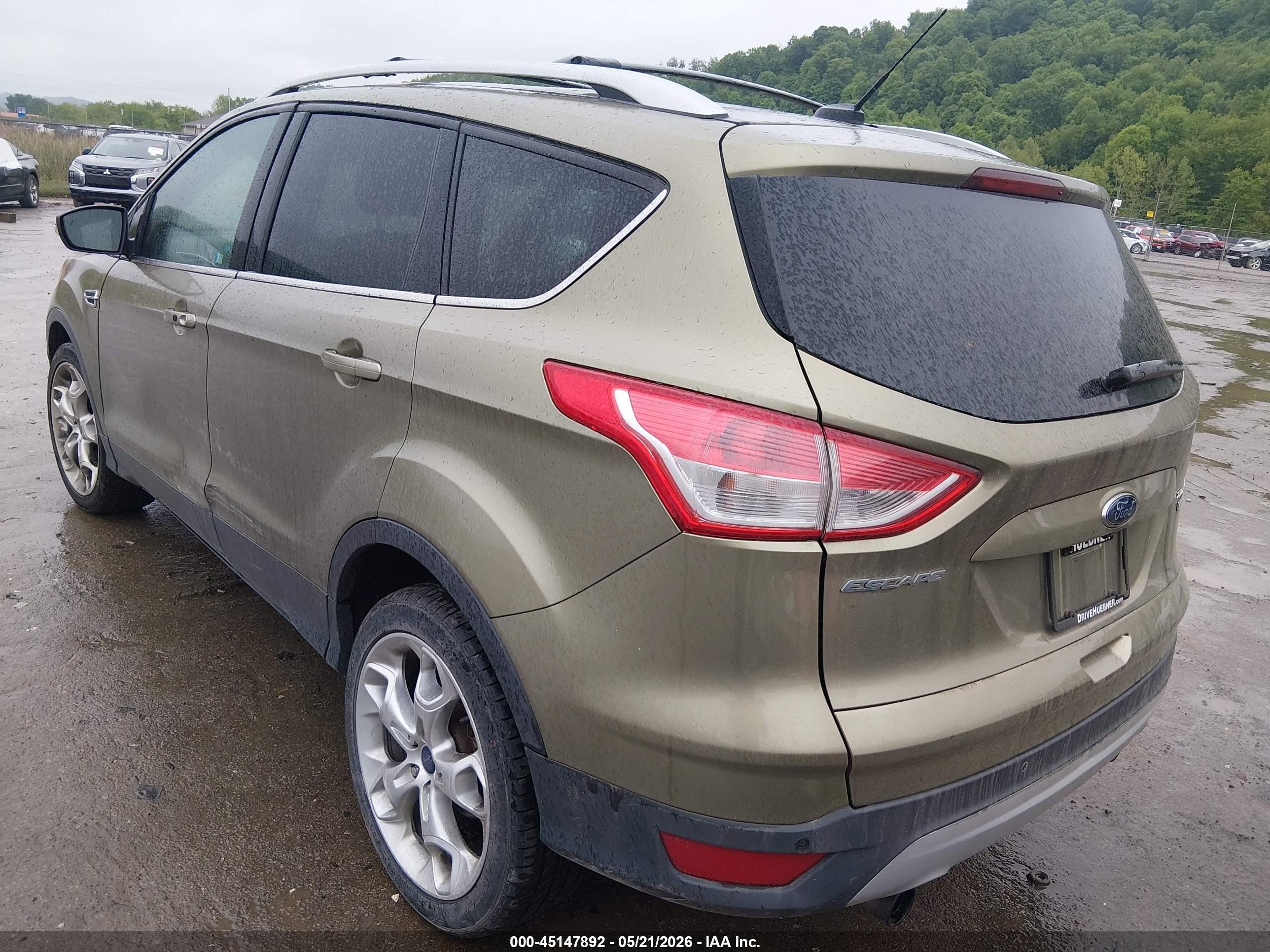 2013 Ford Escape Titanium Green vin: 1FMCU0J94DUC02154