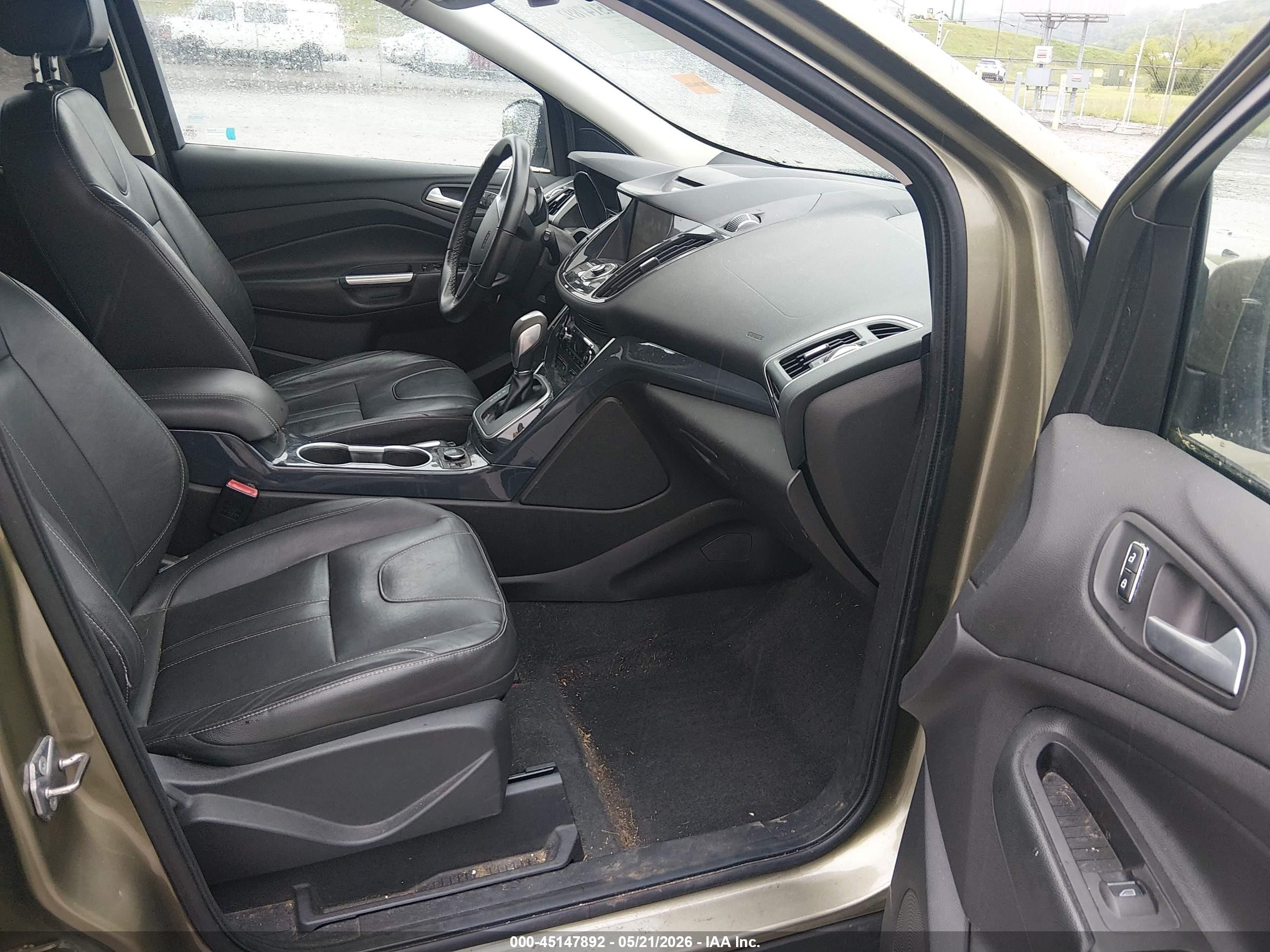 2013 Ford Escape Titanium Green vin: 1FMCU0J94DUC02154