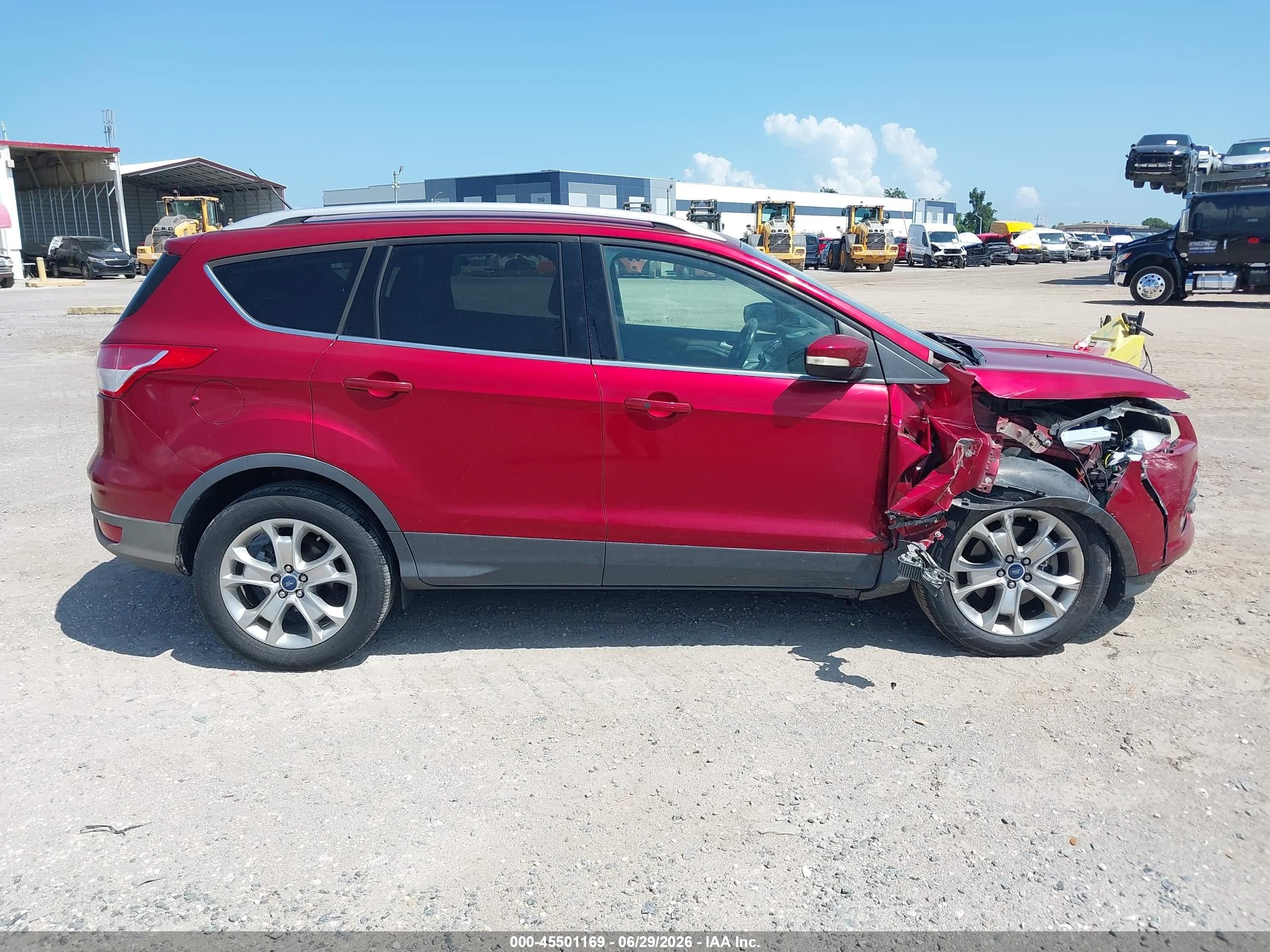2014 Ford Escape Titanium Burgundy vin: 1FMCU0J94EUA86777