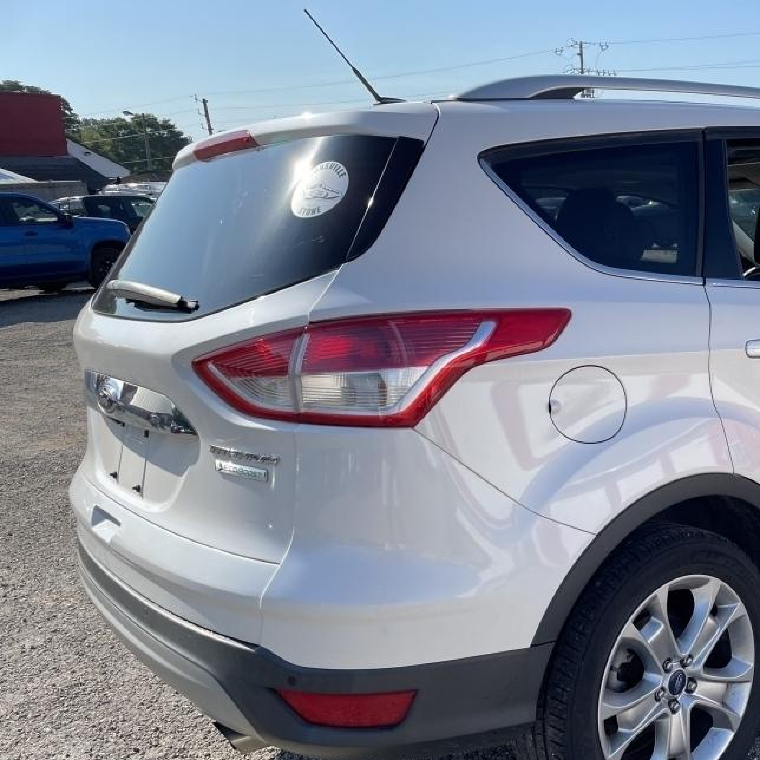 2014 Ford Escape Titanium White vin: 1FMCU0J94EUB17543