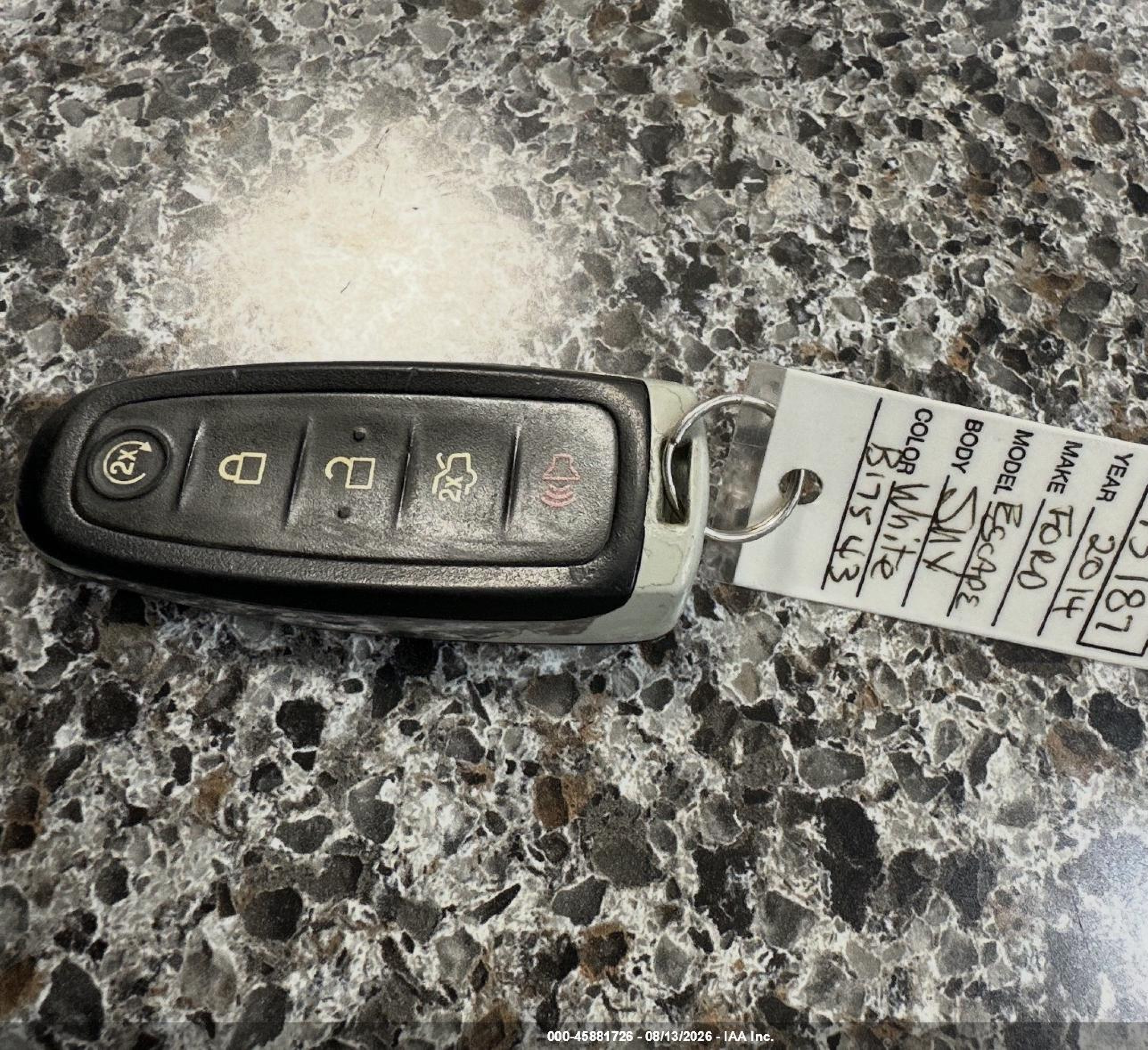 2014 Ford Escape Titanium White vin: 1FMCU0J94EUB17543