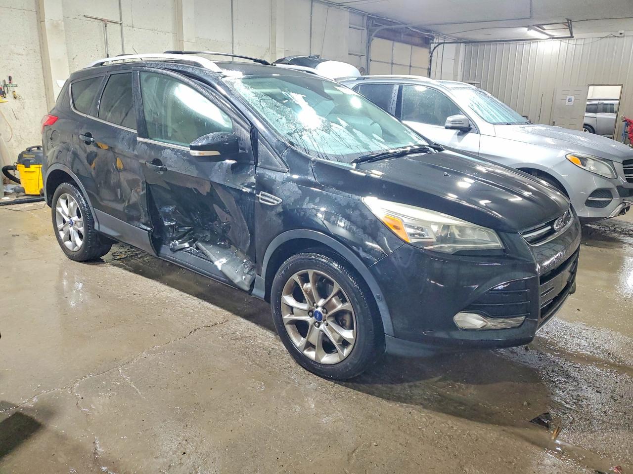 2014 Ford Escape Titanium Black vin: 1FMCU0J94EUE46372