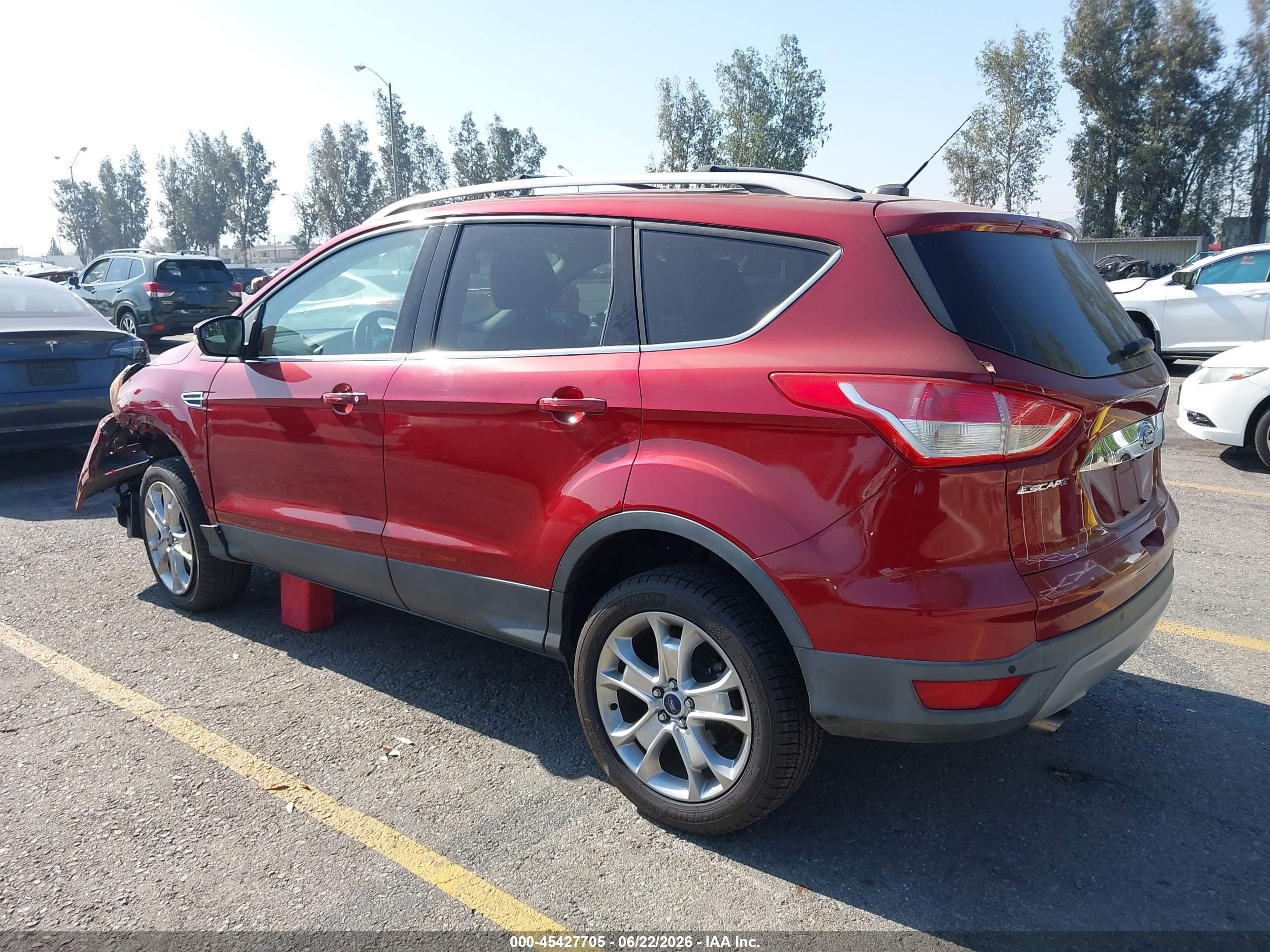 2014 Ford Escape Titanium Red vin: 1FMCU0J94EUE53418