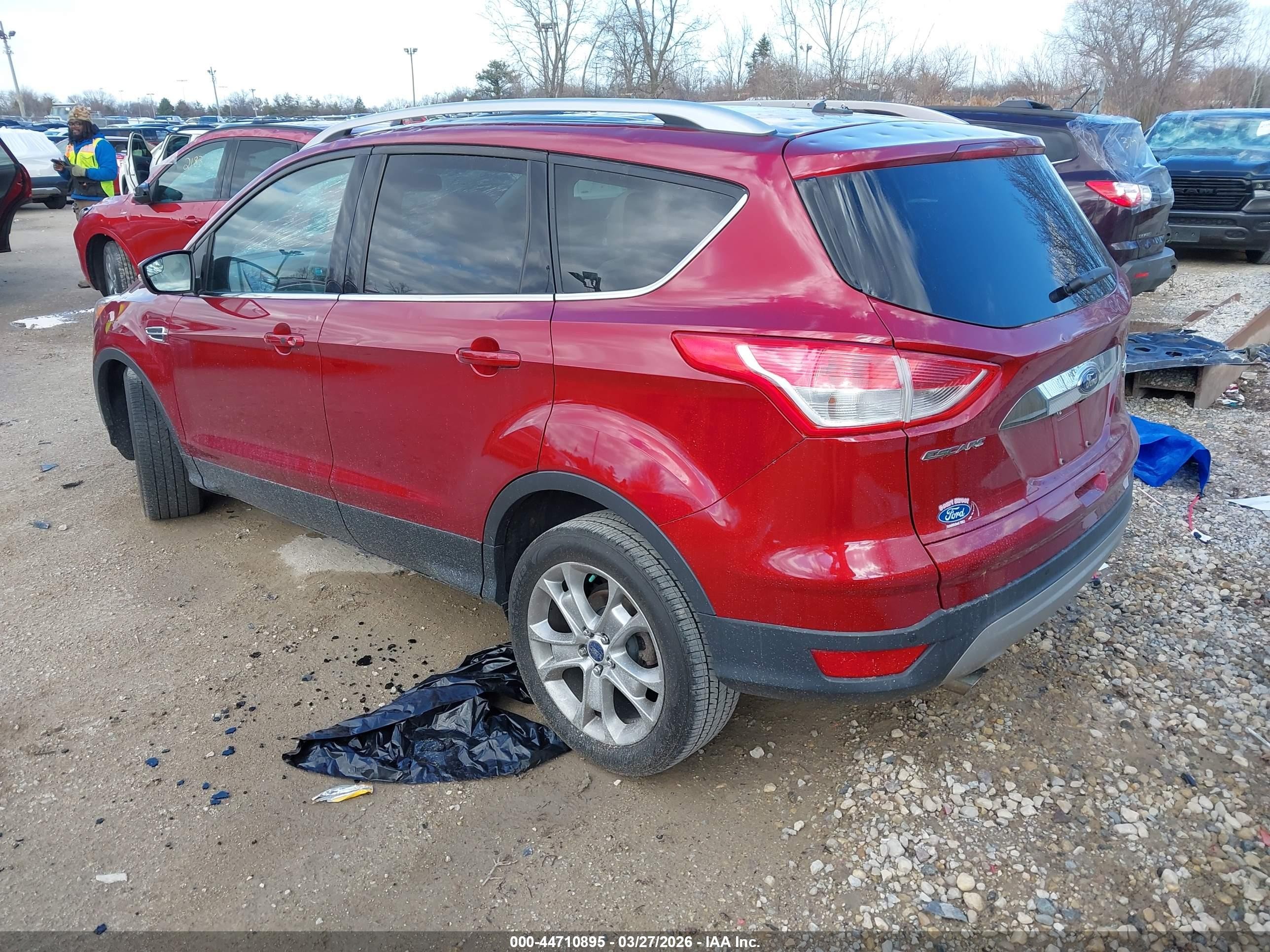 2015 Ford Escape Titanium Maroon vin: 1FMCU0J94FUA40769