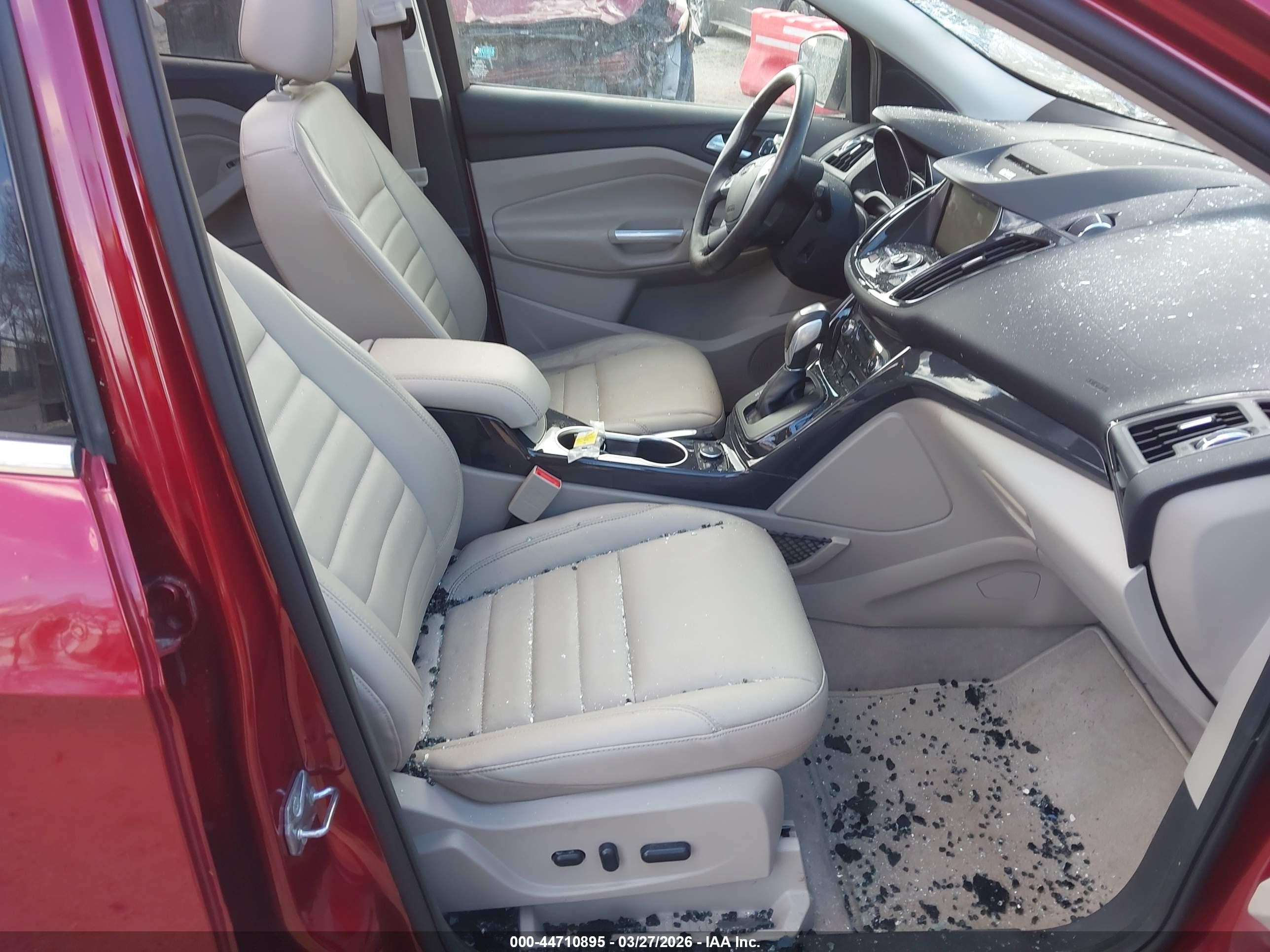 2015 Ford Escape Titanium Maroon vin: 1FMCU0J94FUA40769