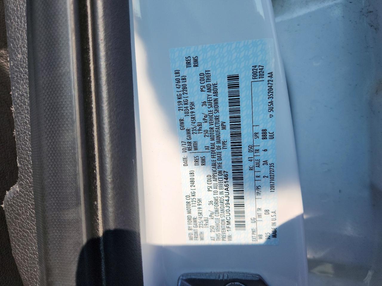 2018 Ford Escape Titanium White vin: 1FMCU0J94JUA61467