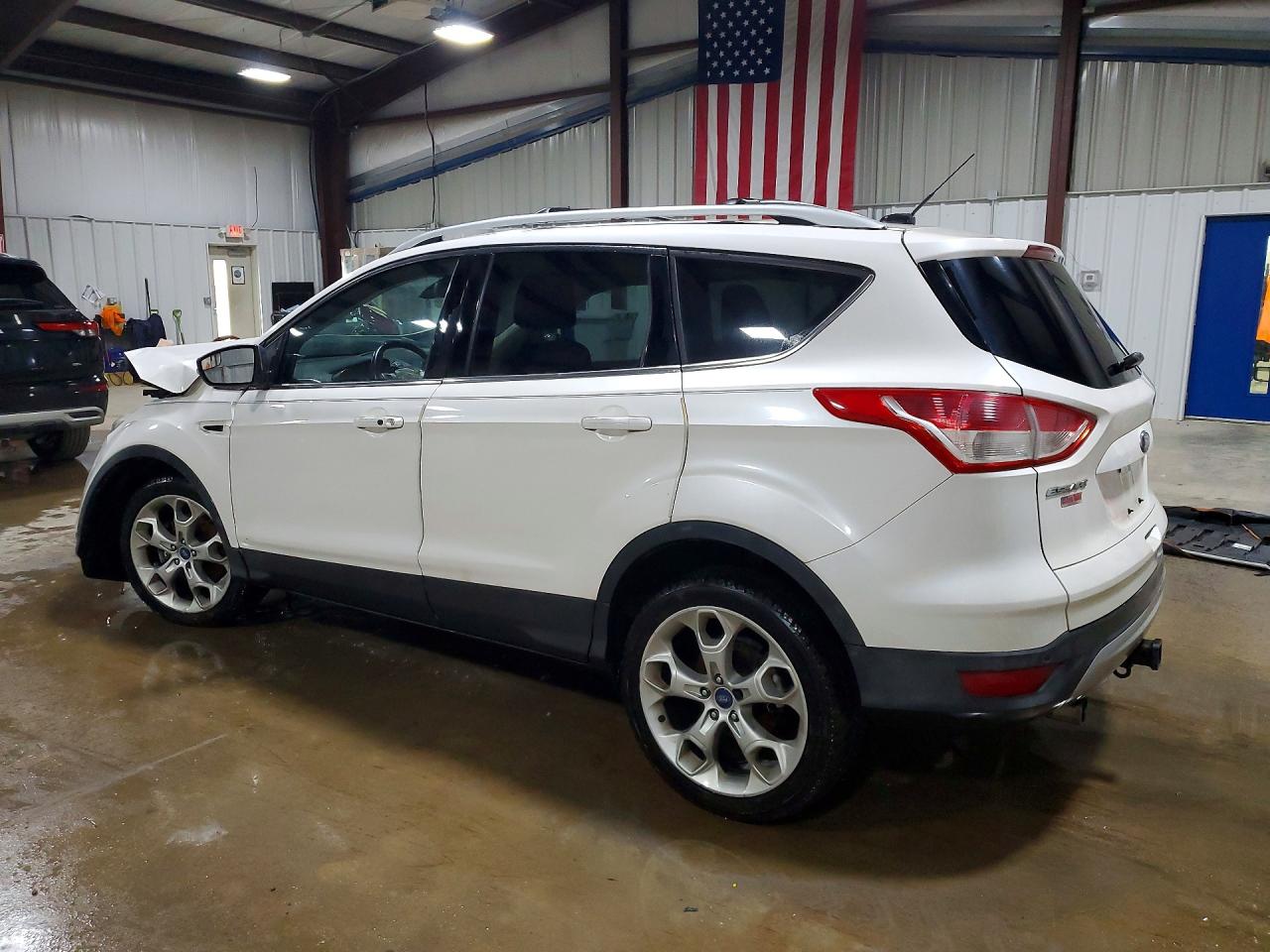 2013 Ford Escape Titanium White vin: 1FMCU0J95DUB21003