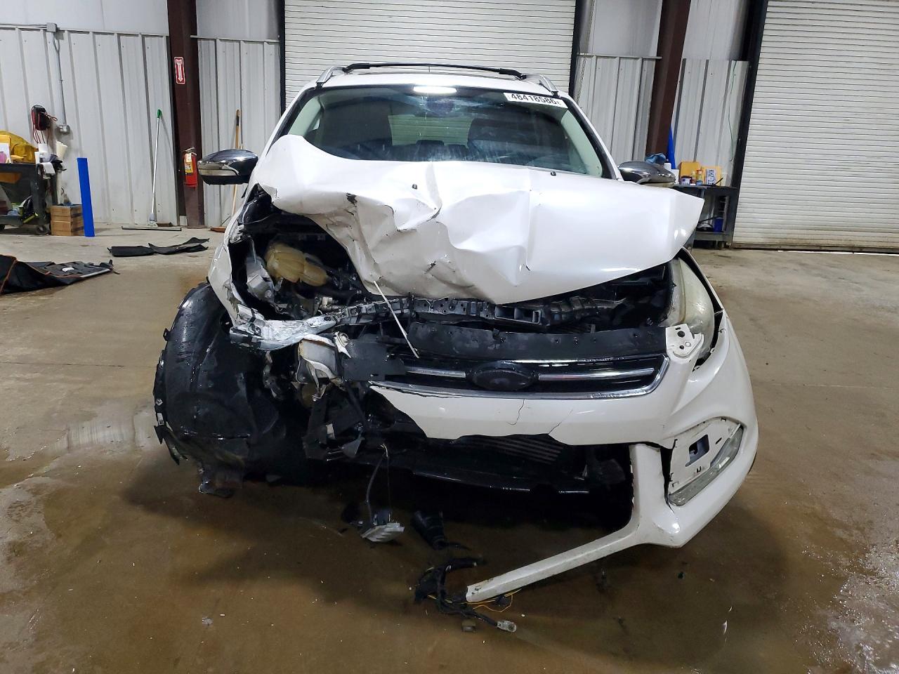 2013 Ford Escape Titanium White vin: 1FMCU0J95DUB21003