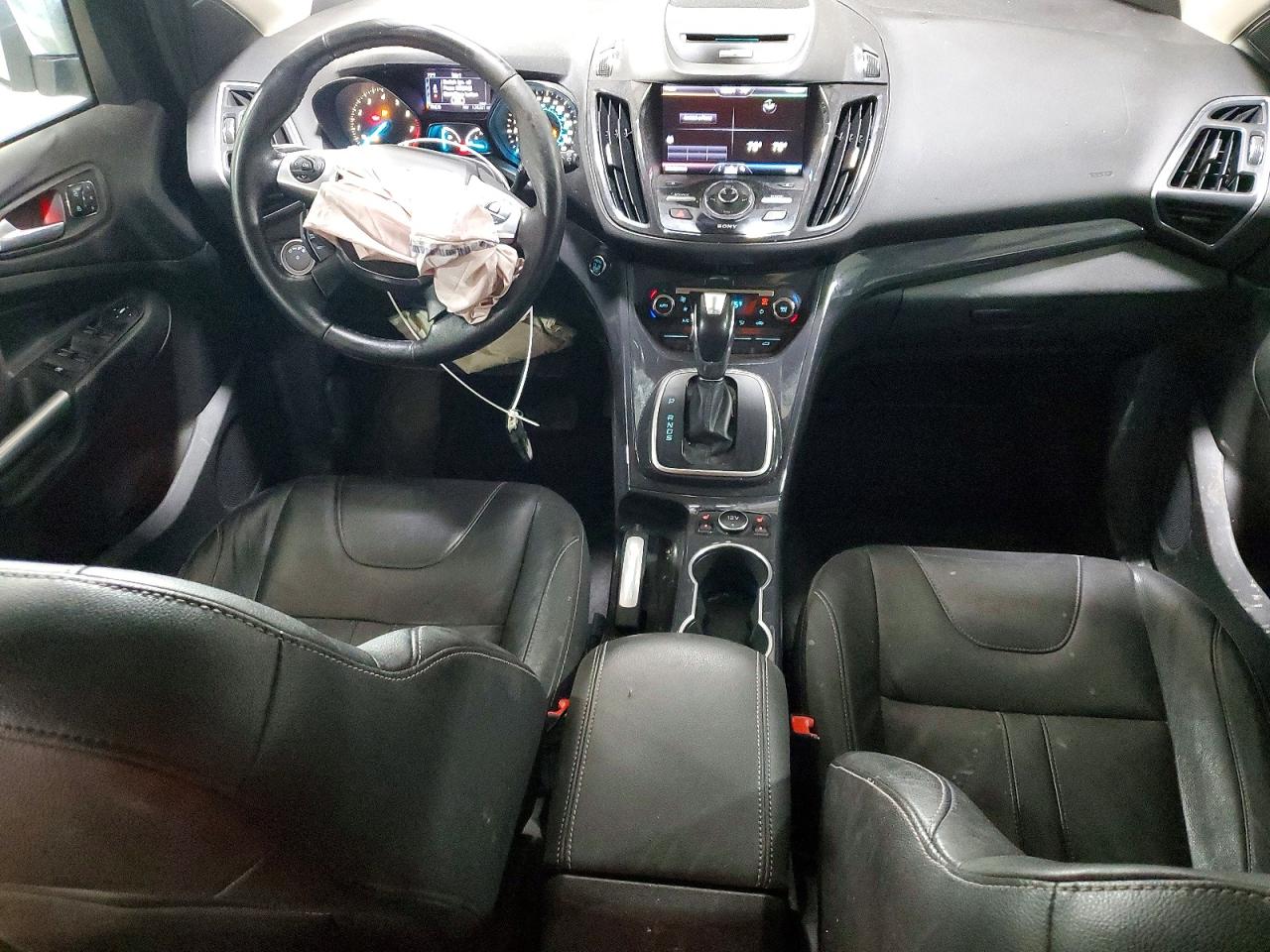 2013 Ford Escape Titanium White vin: 1FMCU0J95DUB21003