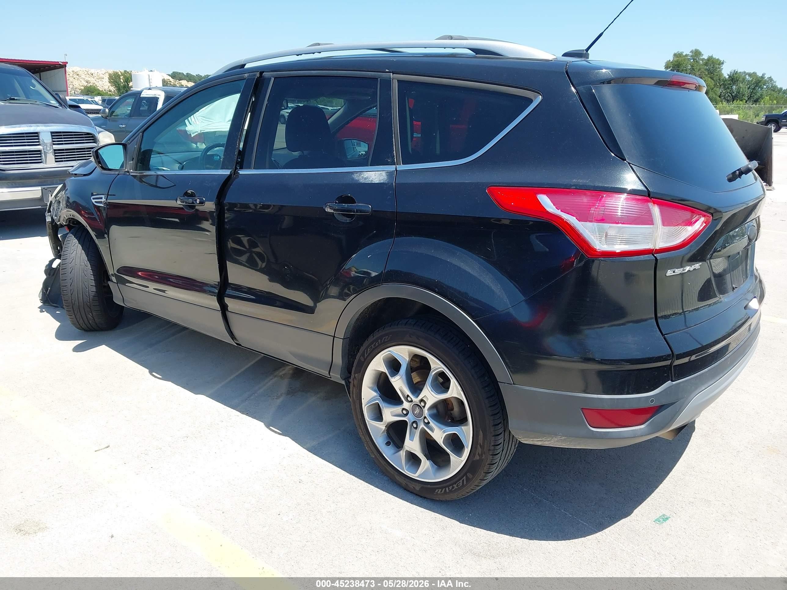 2013 Ford Escape Titanium Black vin: 1FMCU0J95DUB46001