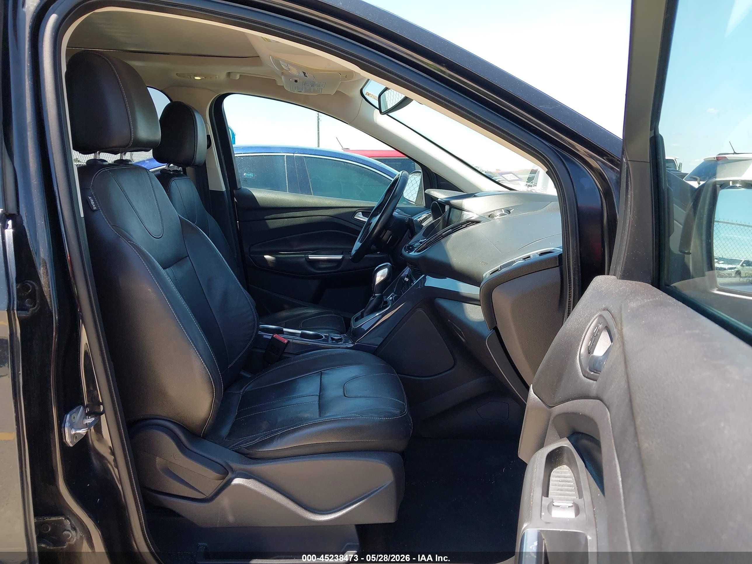 2013 Ford Escape Titanium Black vin: 1FMCU0J95DUB46001