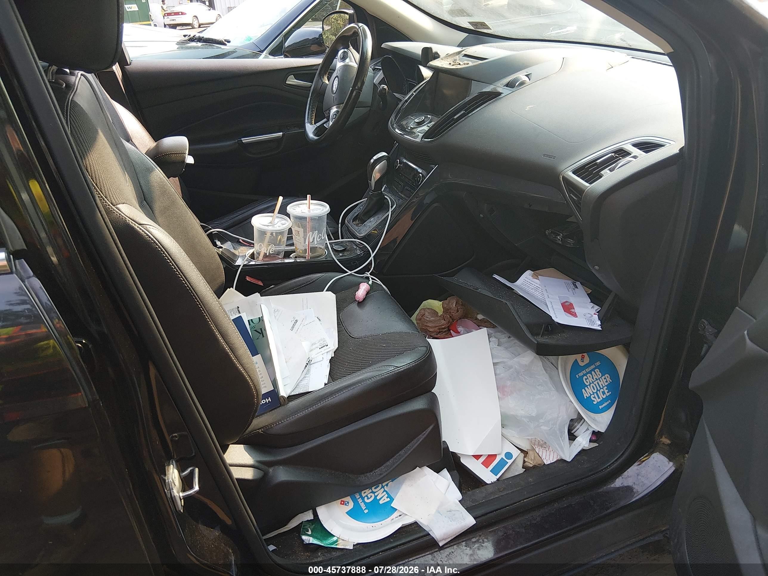 2013 Ford Escape Titanium Черный vin: 1FMCU0J95DUB51490