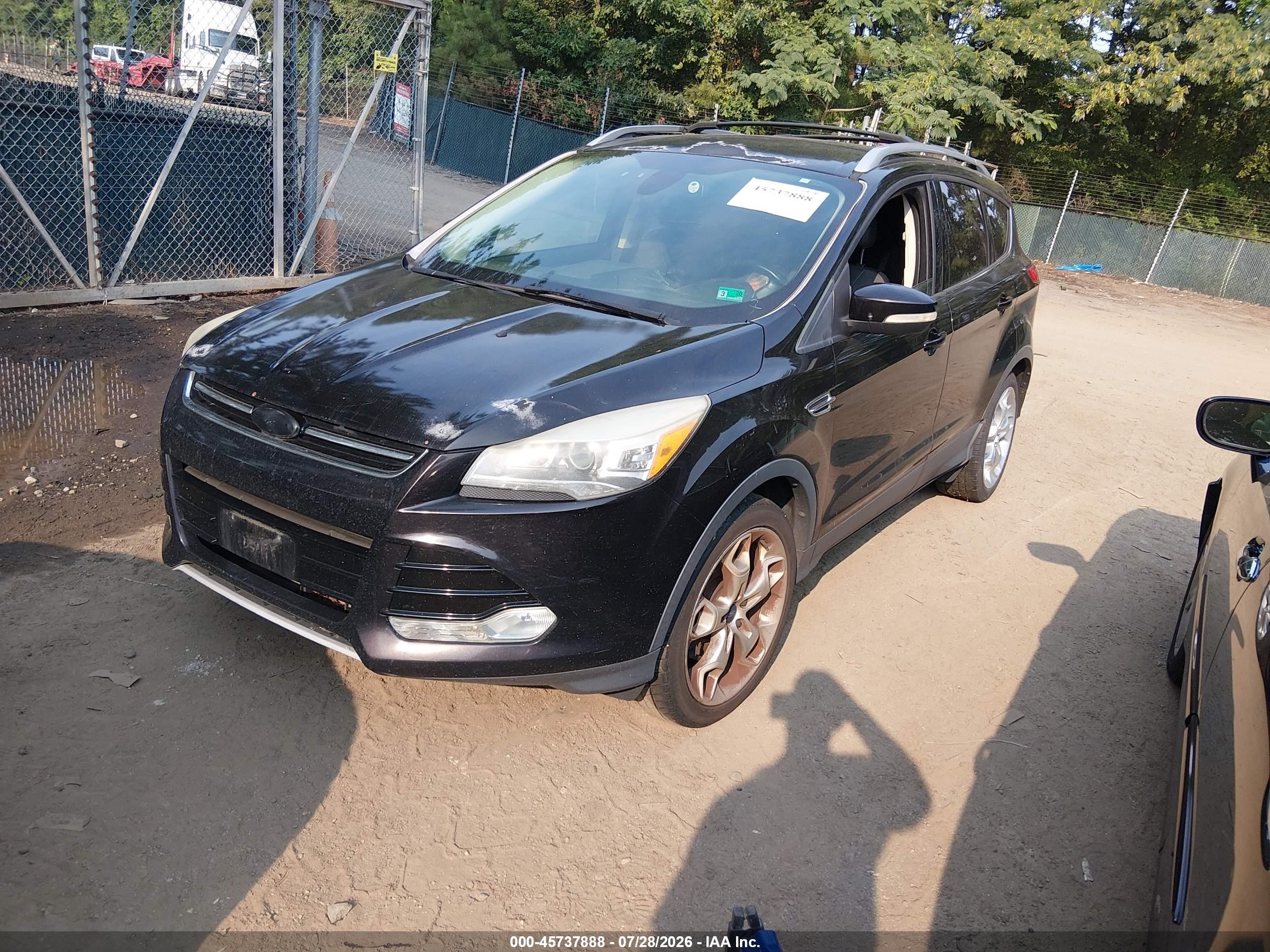 2013 Ford Escape Titanium Черный vin: 1FMCU0J95DUB51490