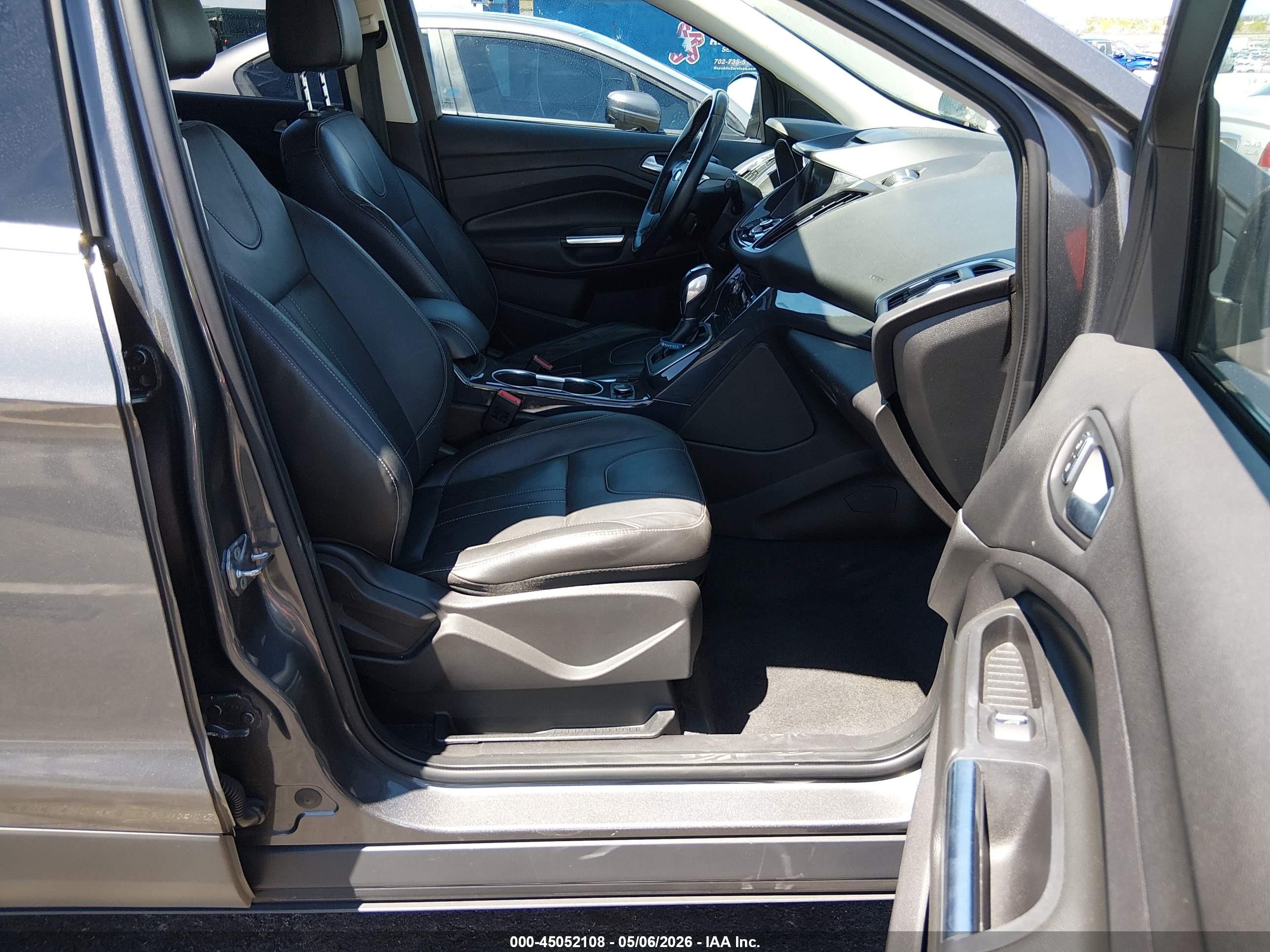 2013 Ford Escape Titanium Gray vin: 1FMCU0J95DUC78692