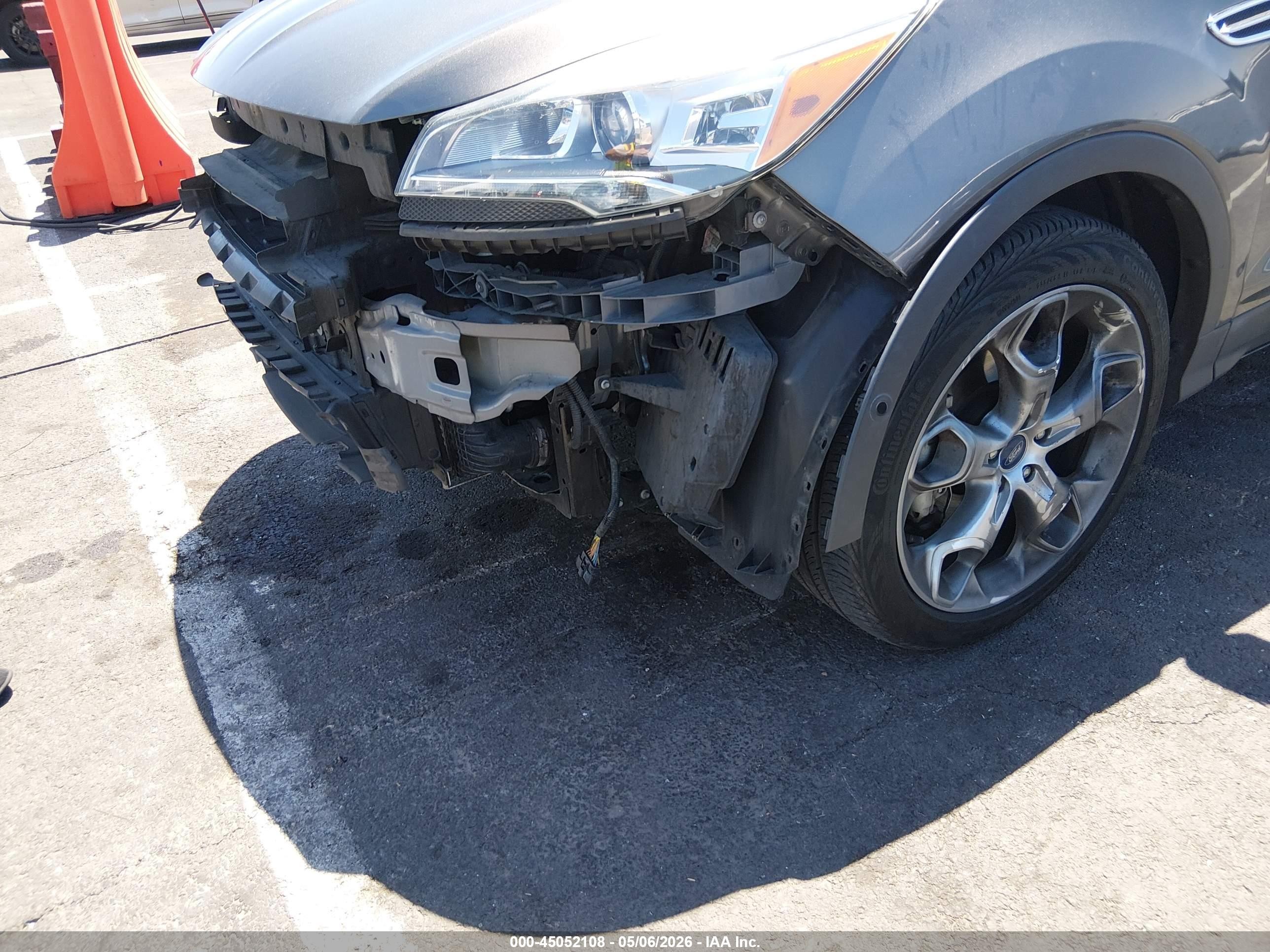 2013 Ford Escape Titanium Gray vin: 1FMCU0J95DUC78692