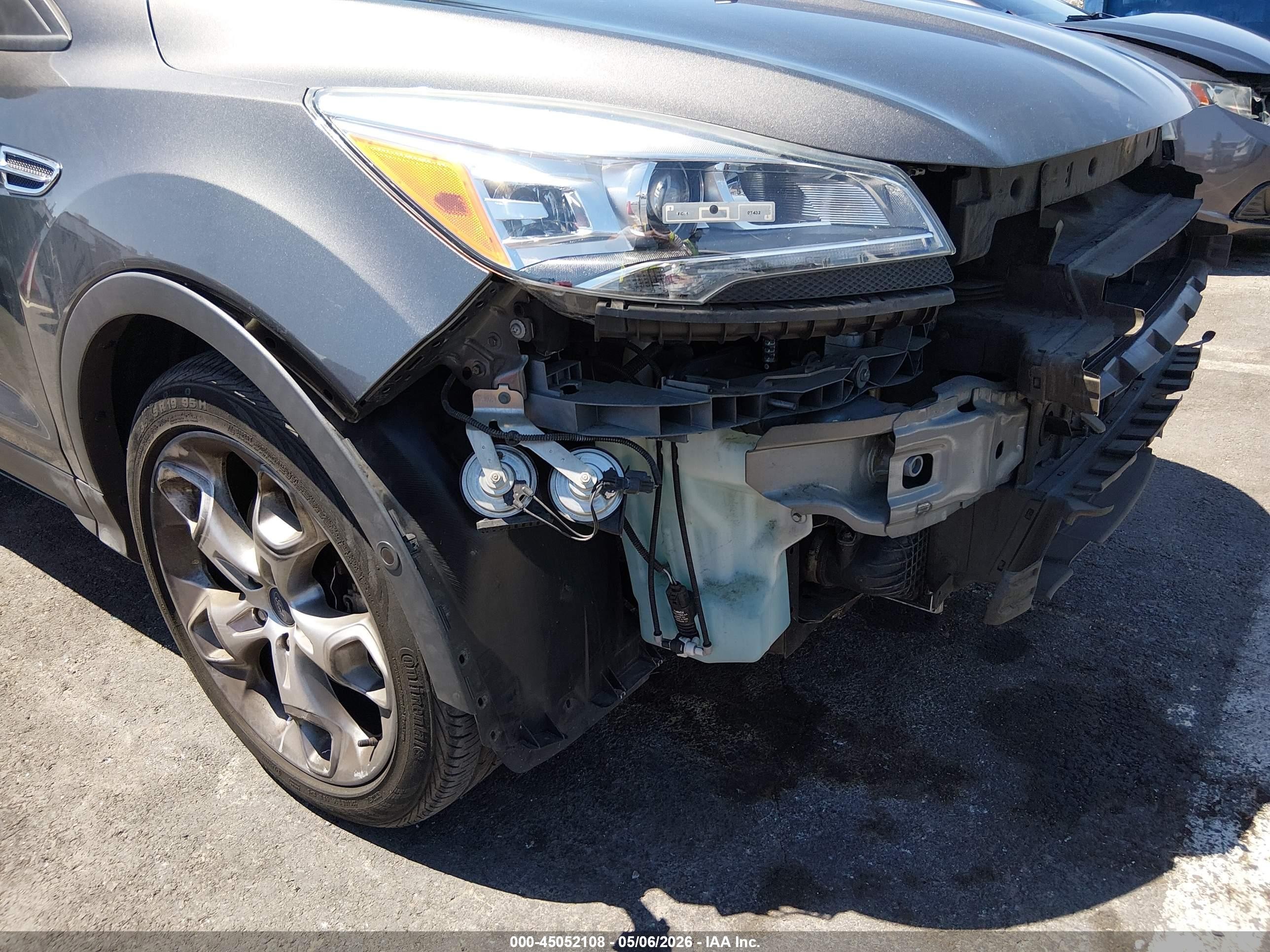 2013 Ford Escape Titanium Gray vin: 1FMCU0J95DUC78692