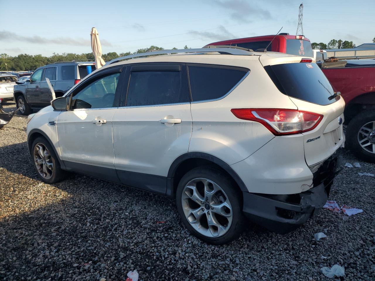 2013 Ford Escape Titanium White vin: 1FMCU0J95DUD64679