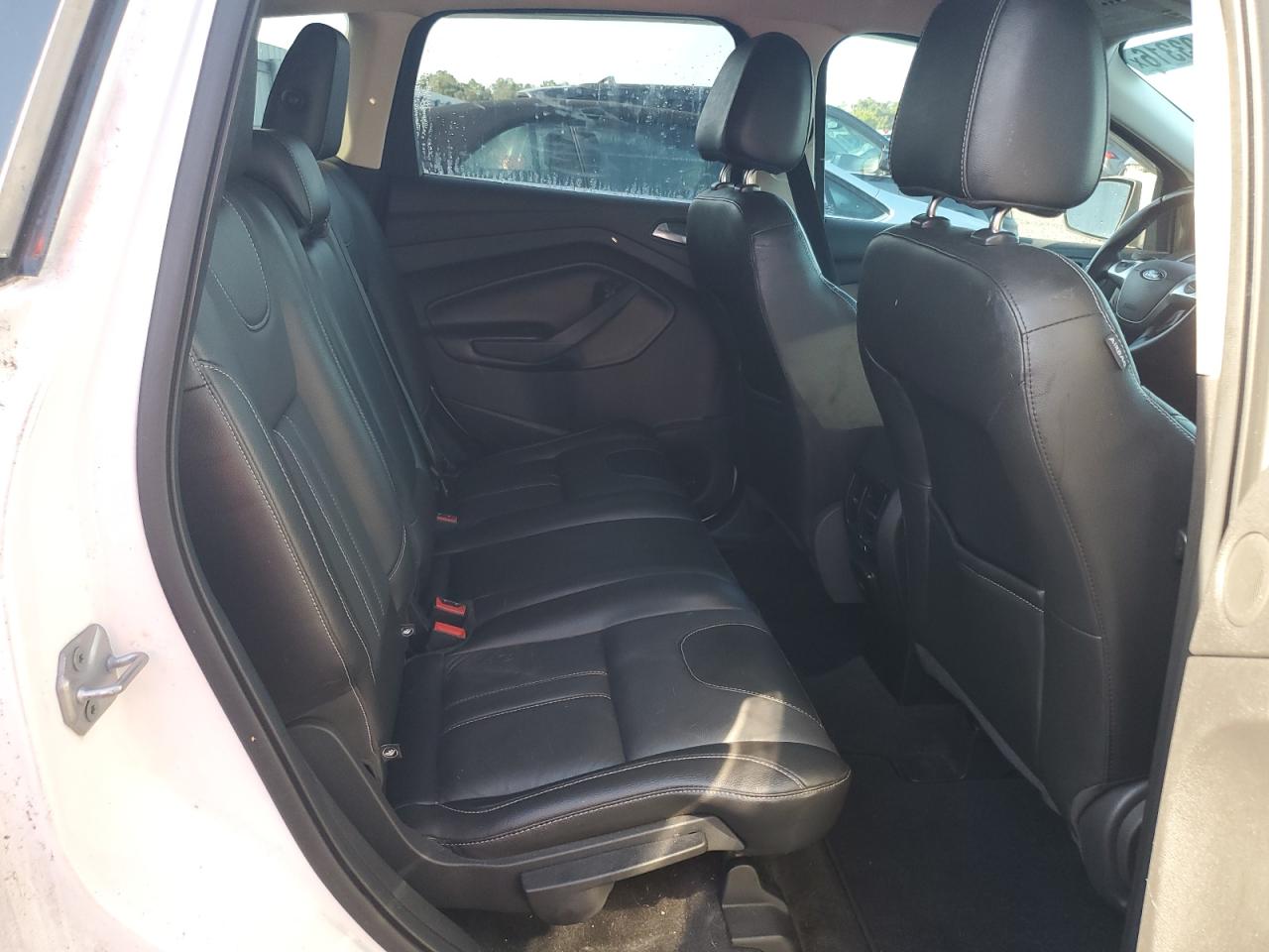 2013 Ford Escape Titanium White vin: 1FMCU0J95DUD64679