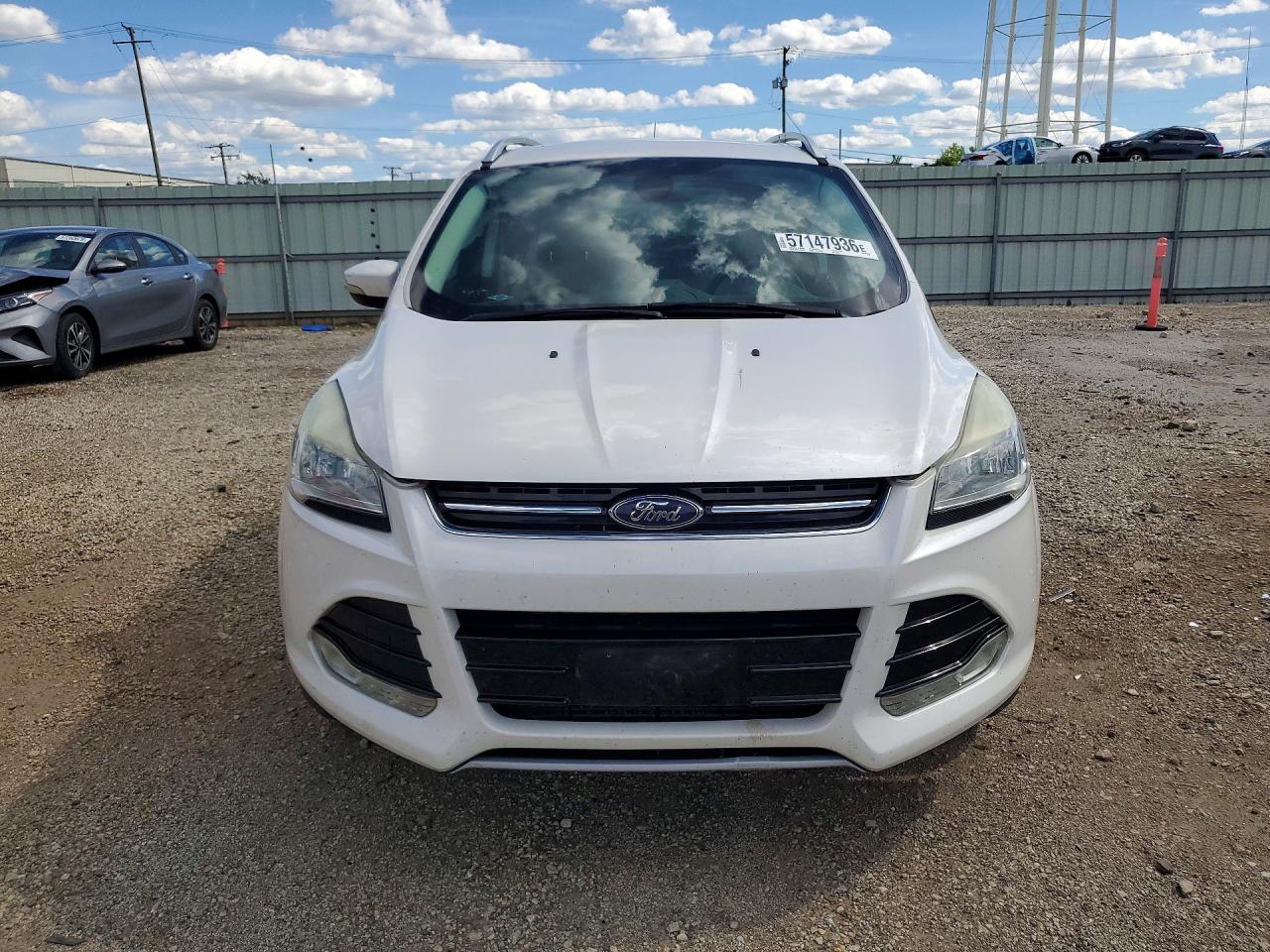 2014 Ford Escape Titanium White vin: 1FMCU0J95EUA99571