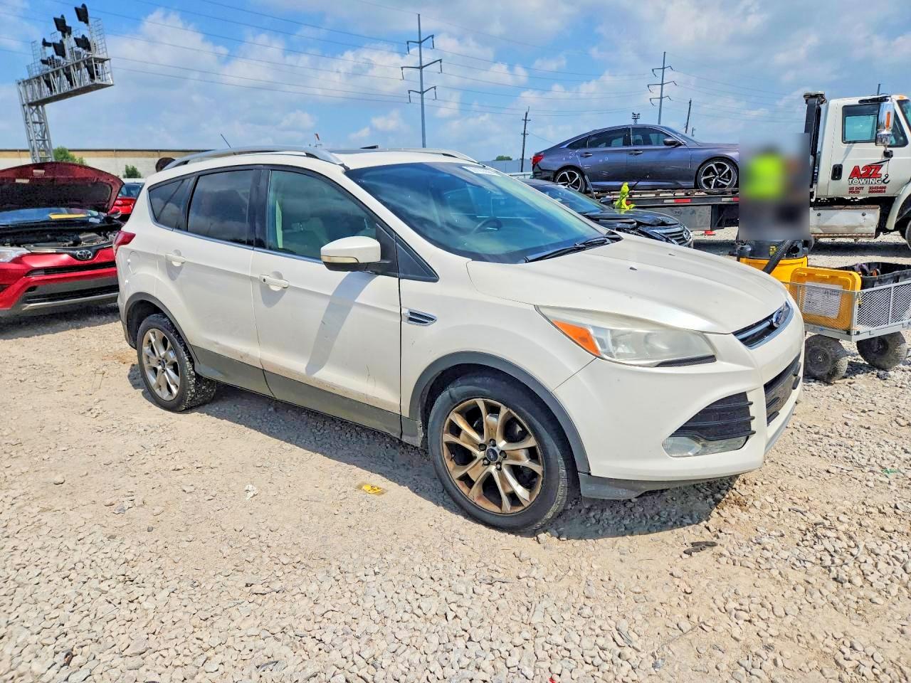 2014 Ford Escape White vin: 1FMCU0J95EUC51476