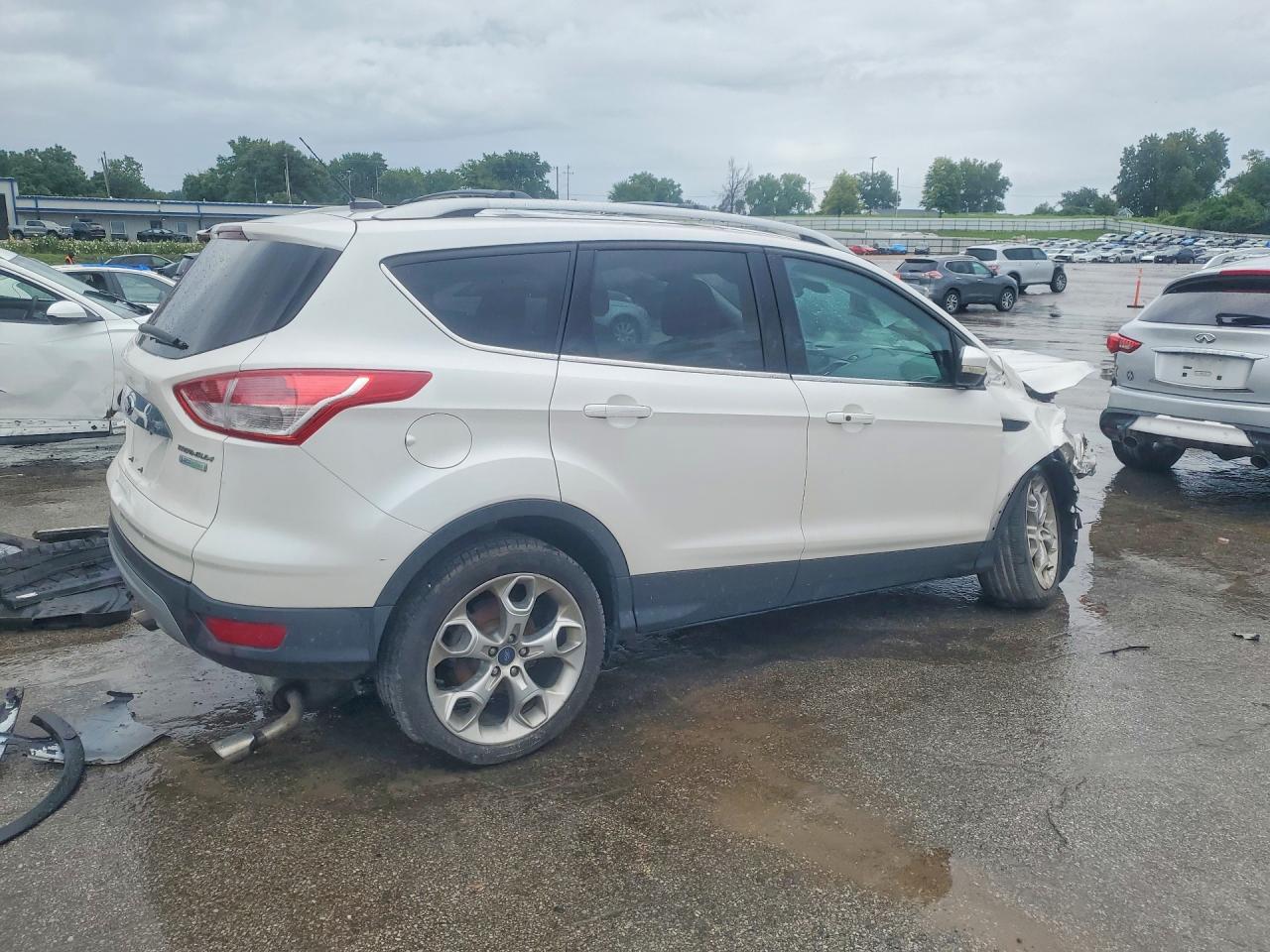 2014 Ford Escape Titanium White vin: 1FMCU0J95EUD43865